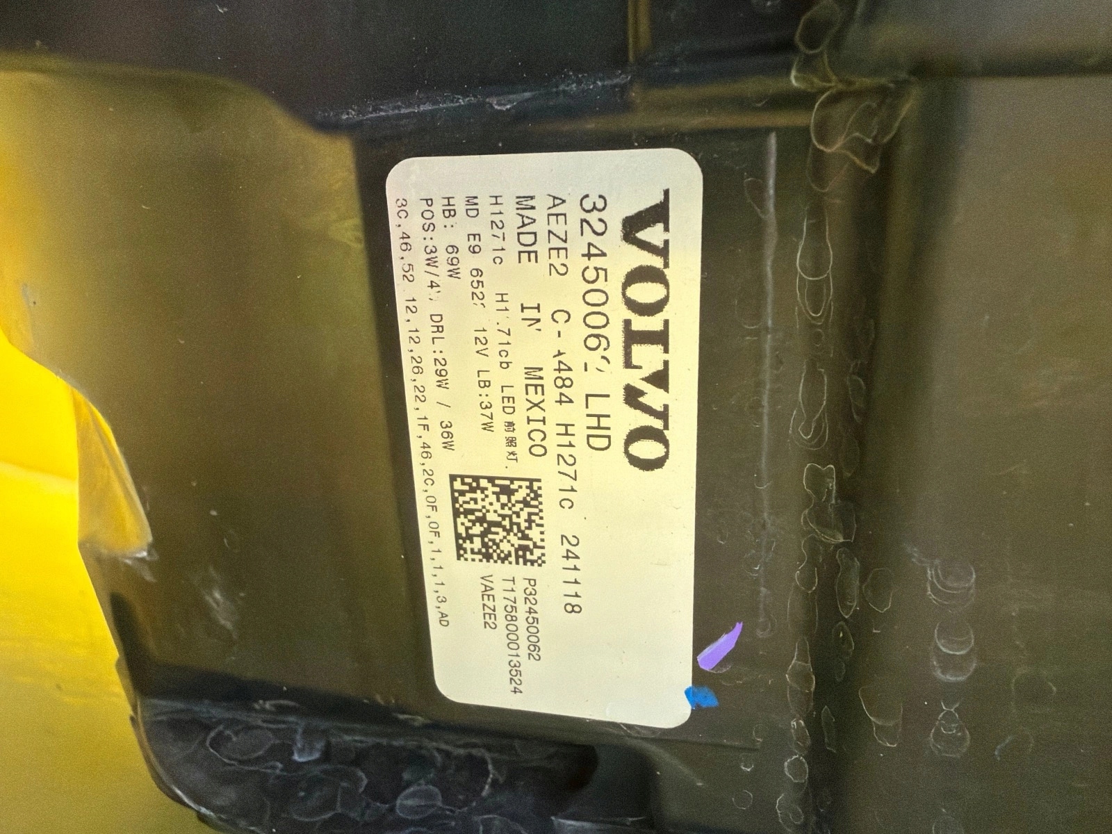 light left right front Volvo EX90 Full Led 2024 32450063 32450062