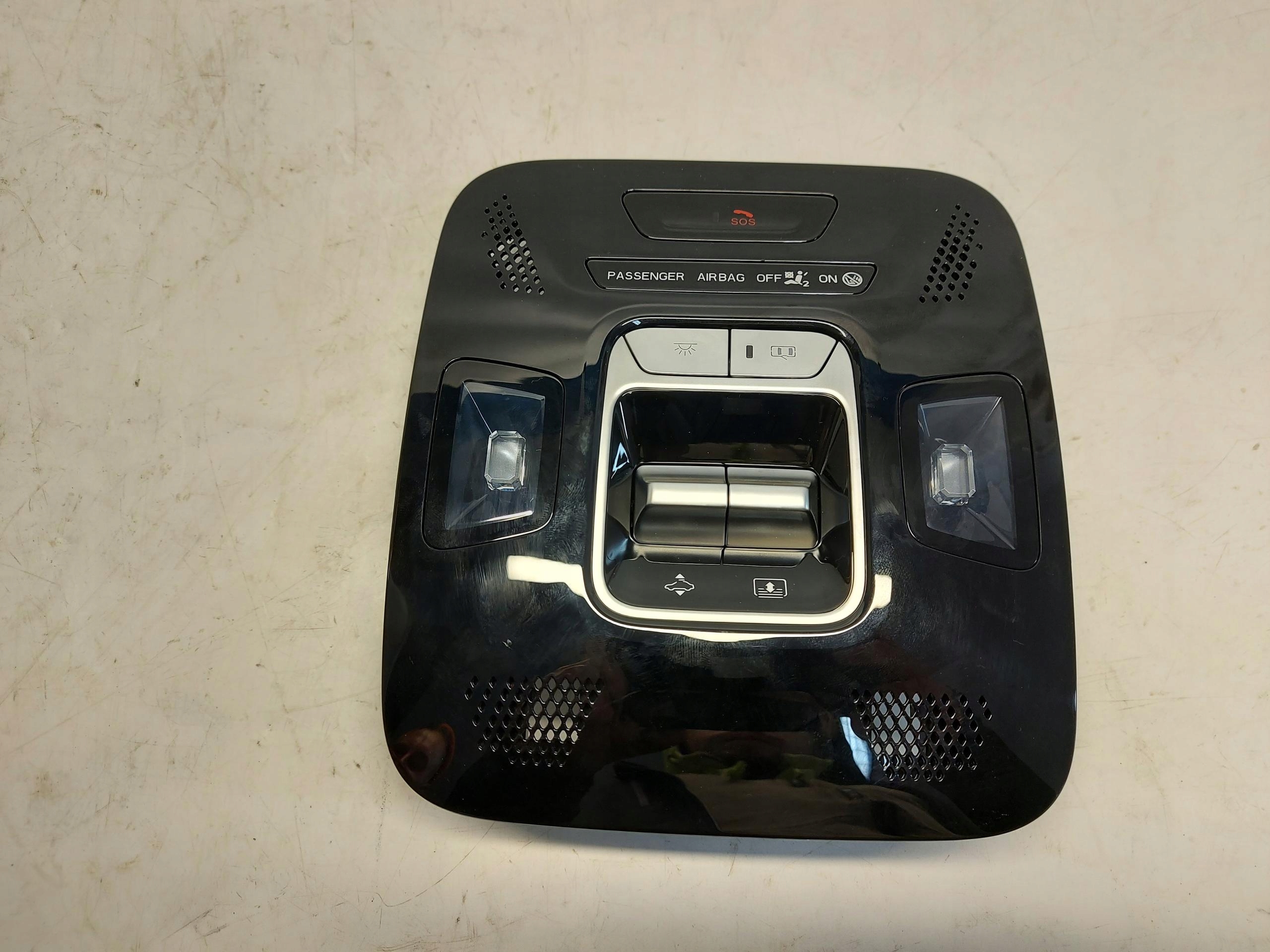 Jaecoo 7 PHEV 2025r éclairage feu habitacle interne 605002034aa