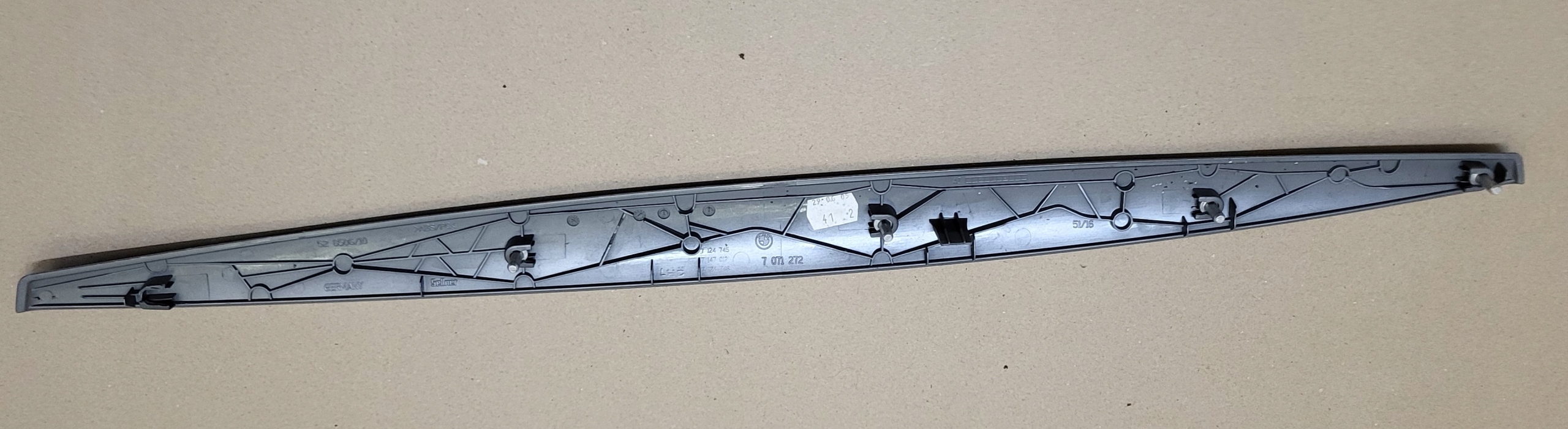 молдинг декор консоли BMW 1 E87 E81 E82 7071272 7124745 7147012