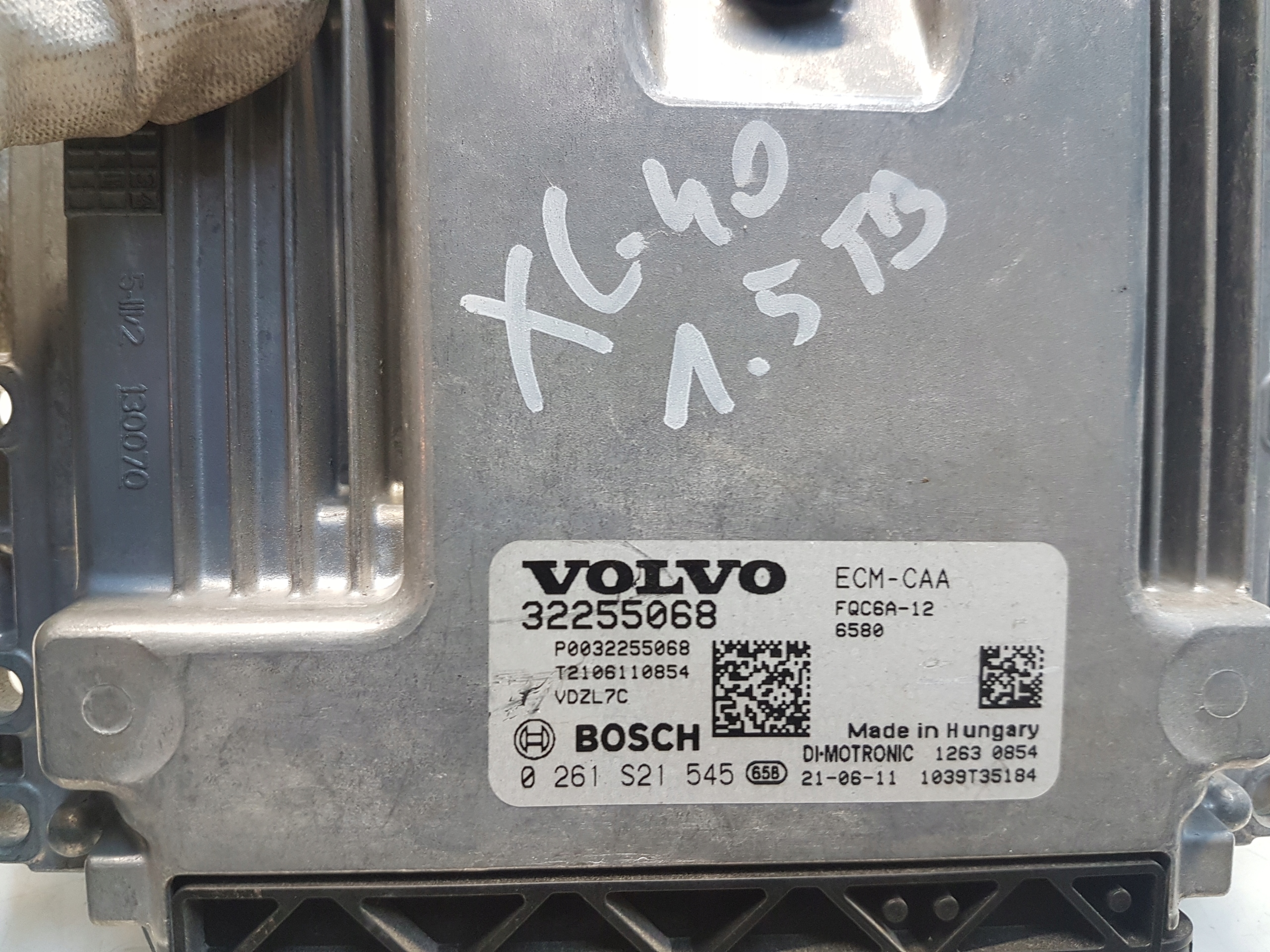VOLVO XC40 T3 control unit computer ECU 32255068