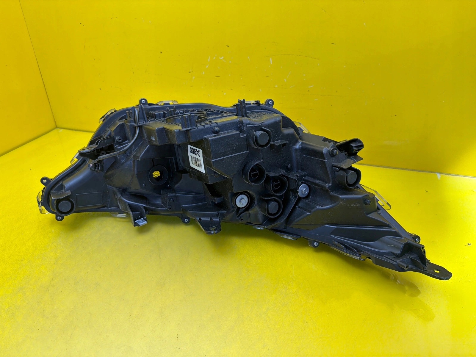 light left front Toyota RAV4 V Lift 2022- Full Led