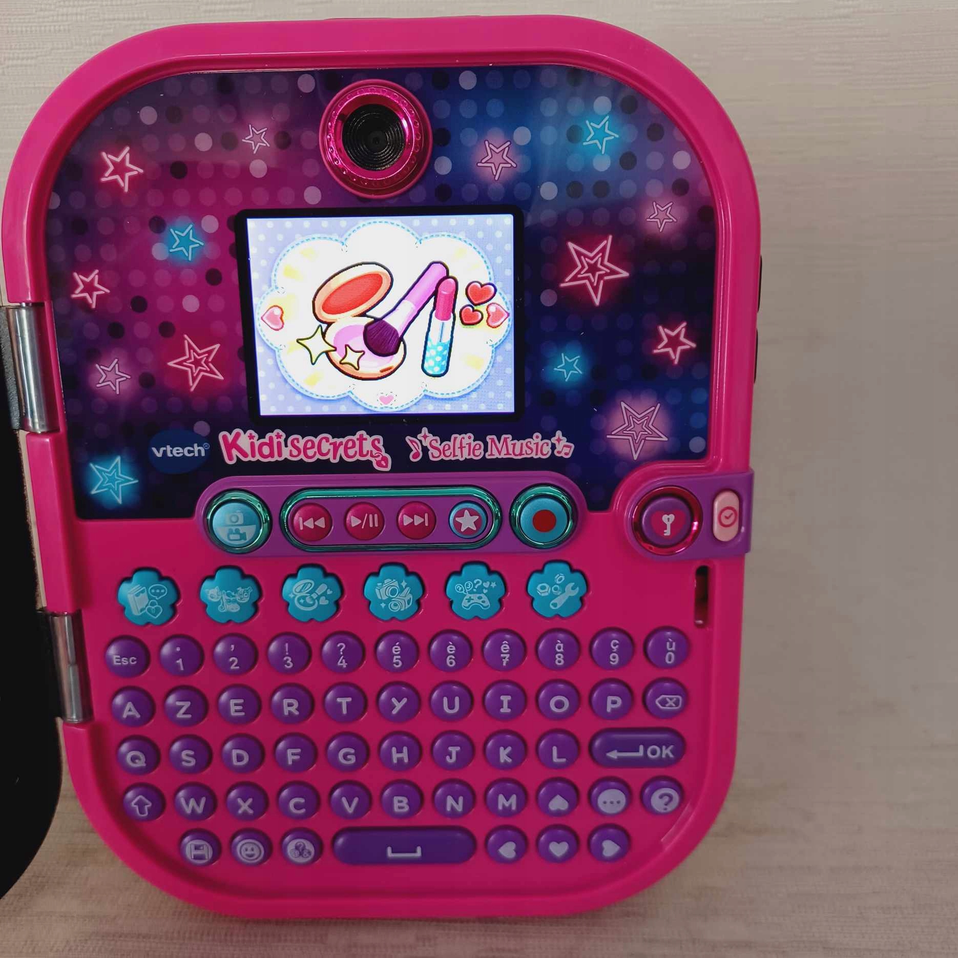 Vtech Pamiętnik Selfie Music różowo czarny j. francuski Materiał plastik