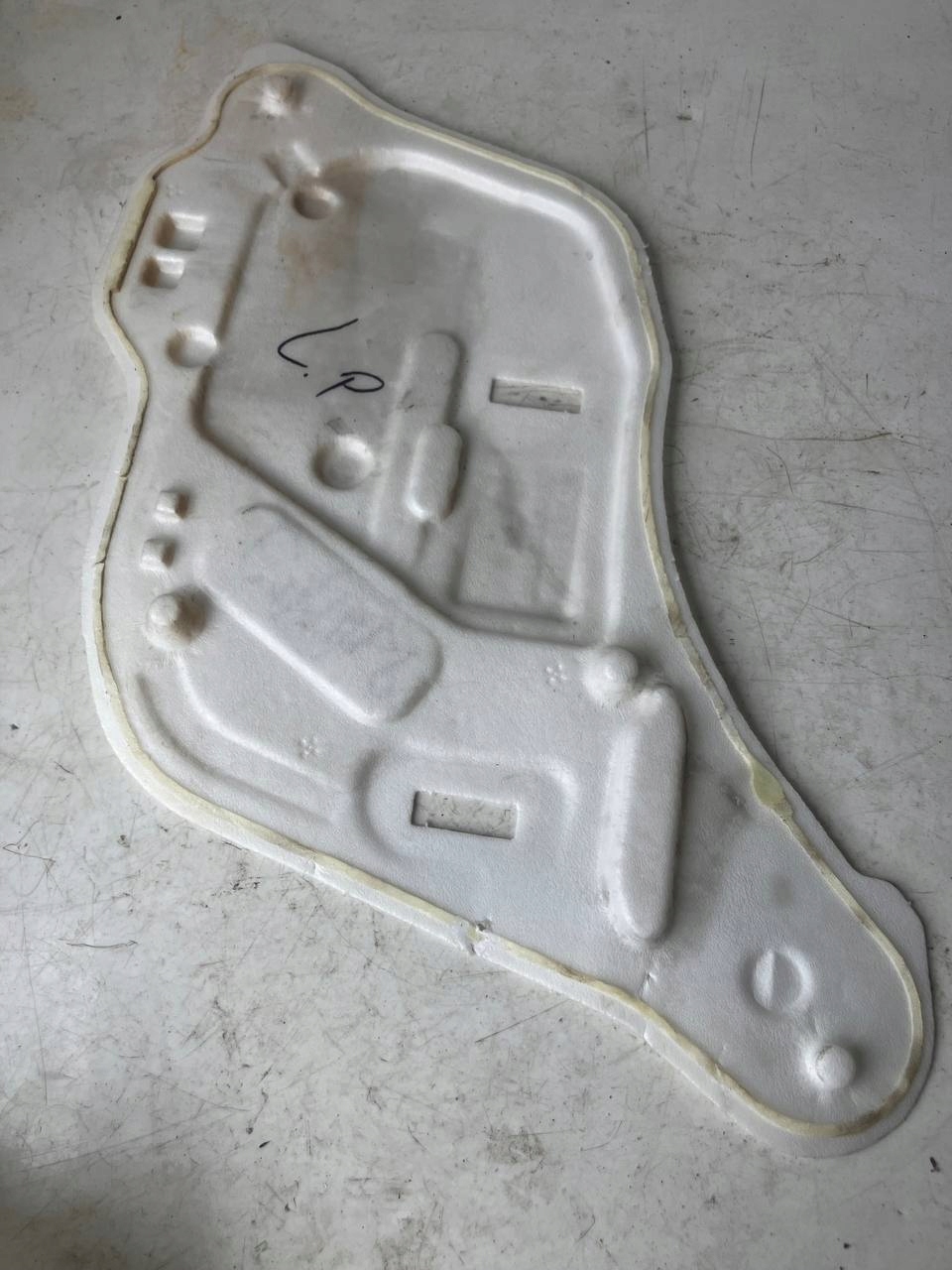 soundproofing door left front CITROEN C3 III 9813335280