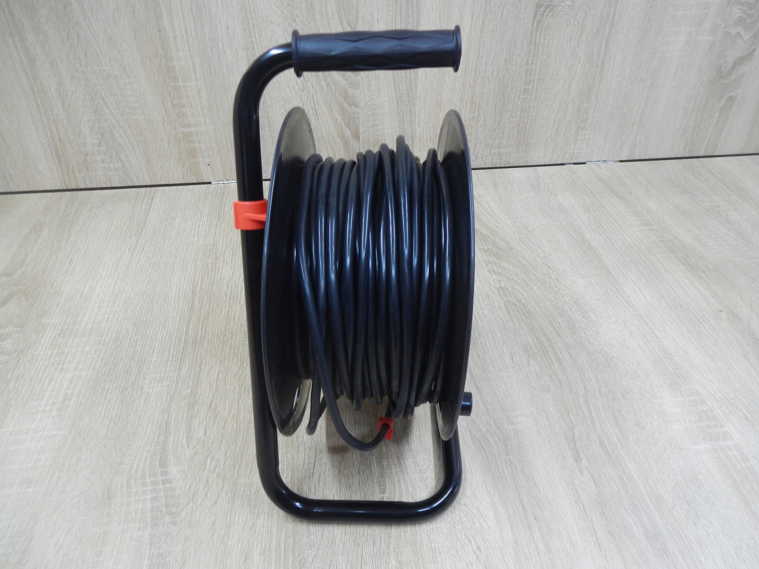 przedłużacz elektryczny bębnowy 3x1.0mm2  40m  |  G17502 — 8