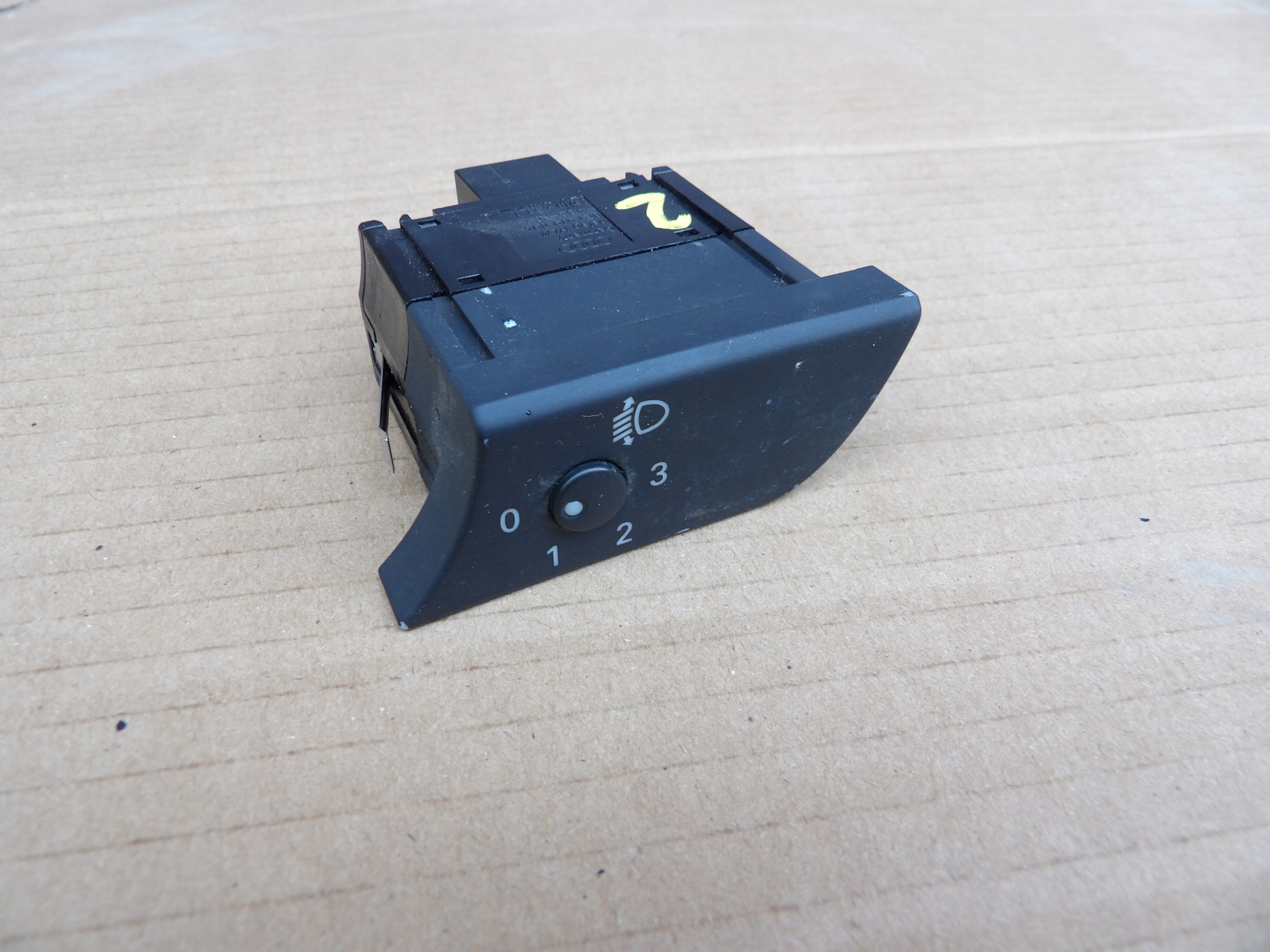 AUDI A4 B6 switch POKRETLO control of the lights