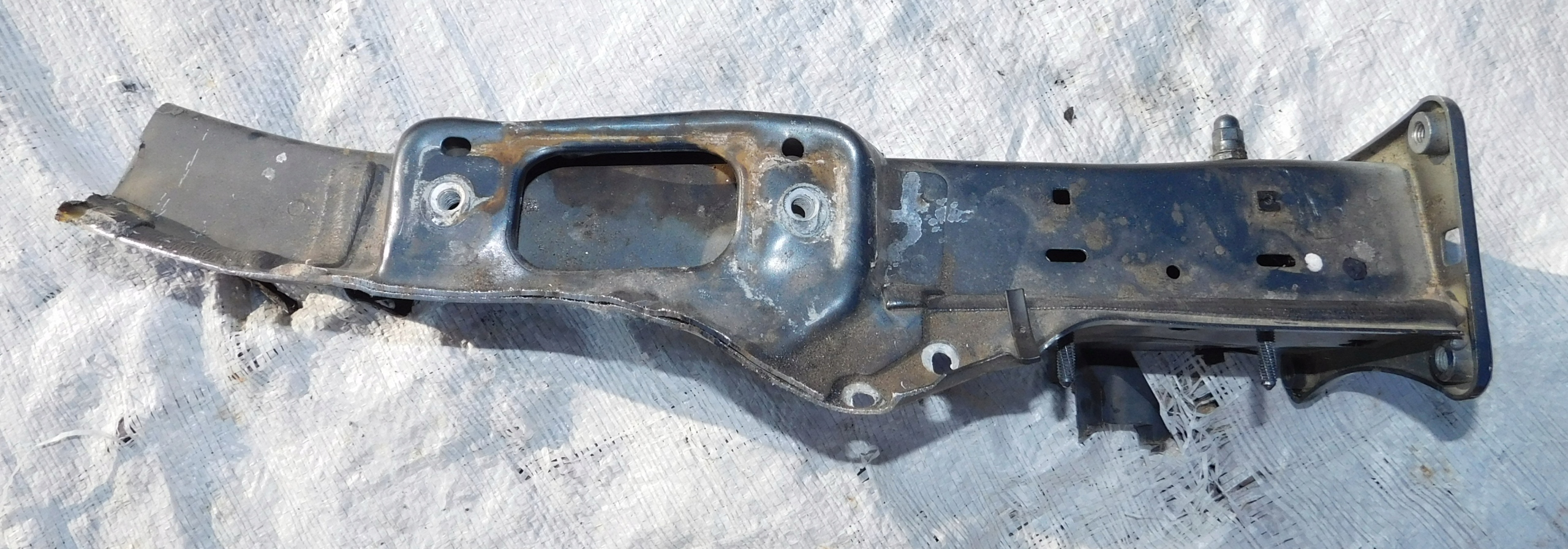 LEON 2020r IV 5FA PODŁUŻNICA PRZÓD PRAWA PRAWY