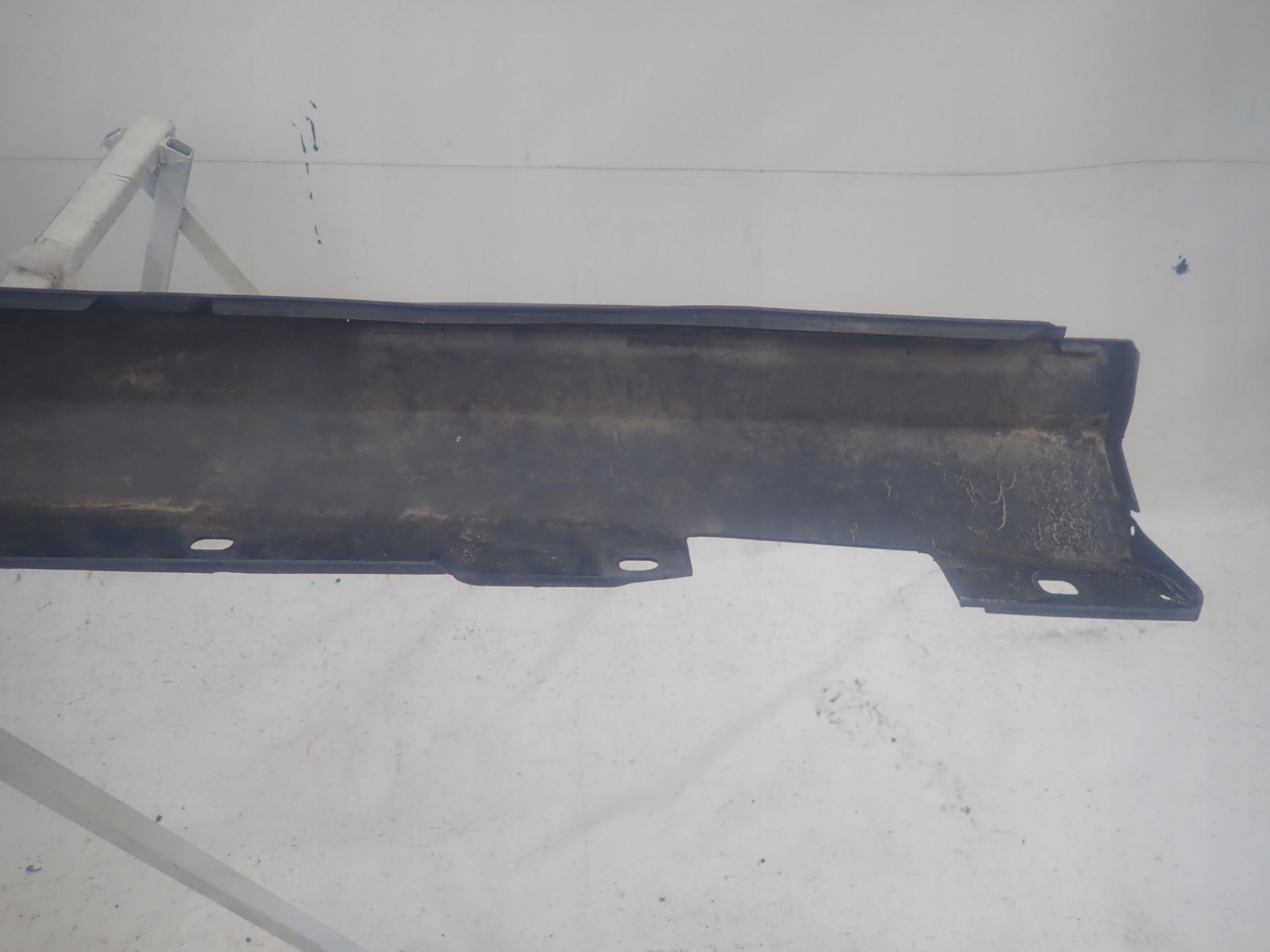 MERCEDES C-KLASA W204 threshold right moulding threshold