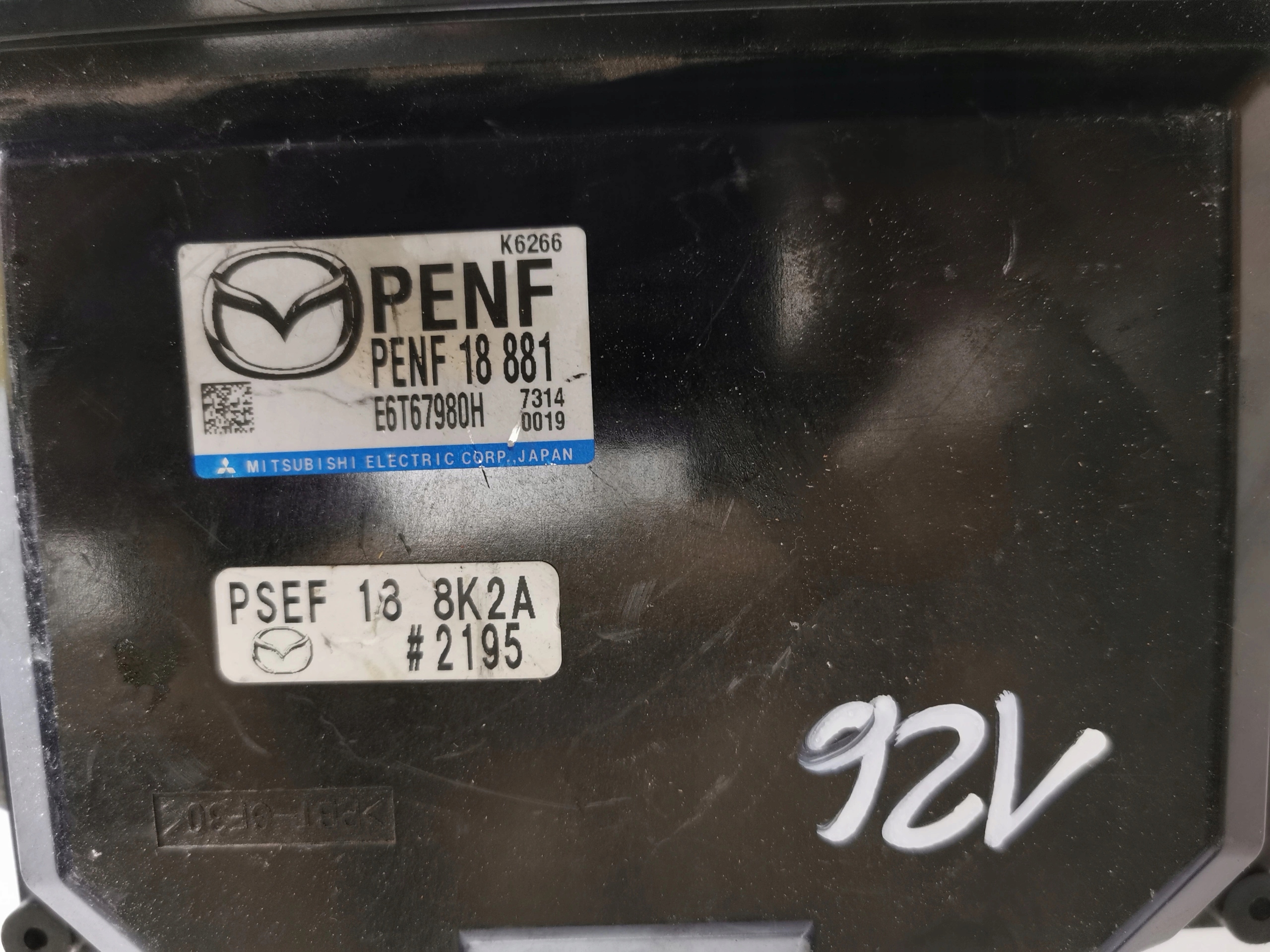 MAZDA CX-3 2.0B PENF18881 E6T67980H Computer ECU