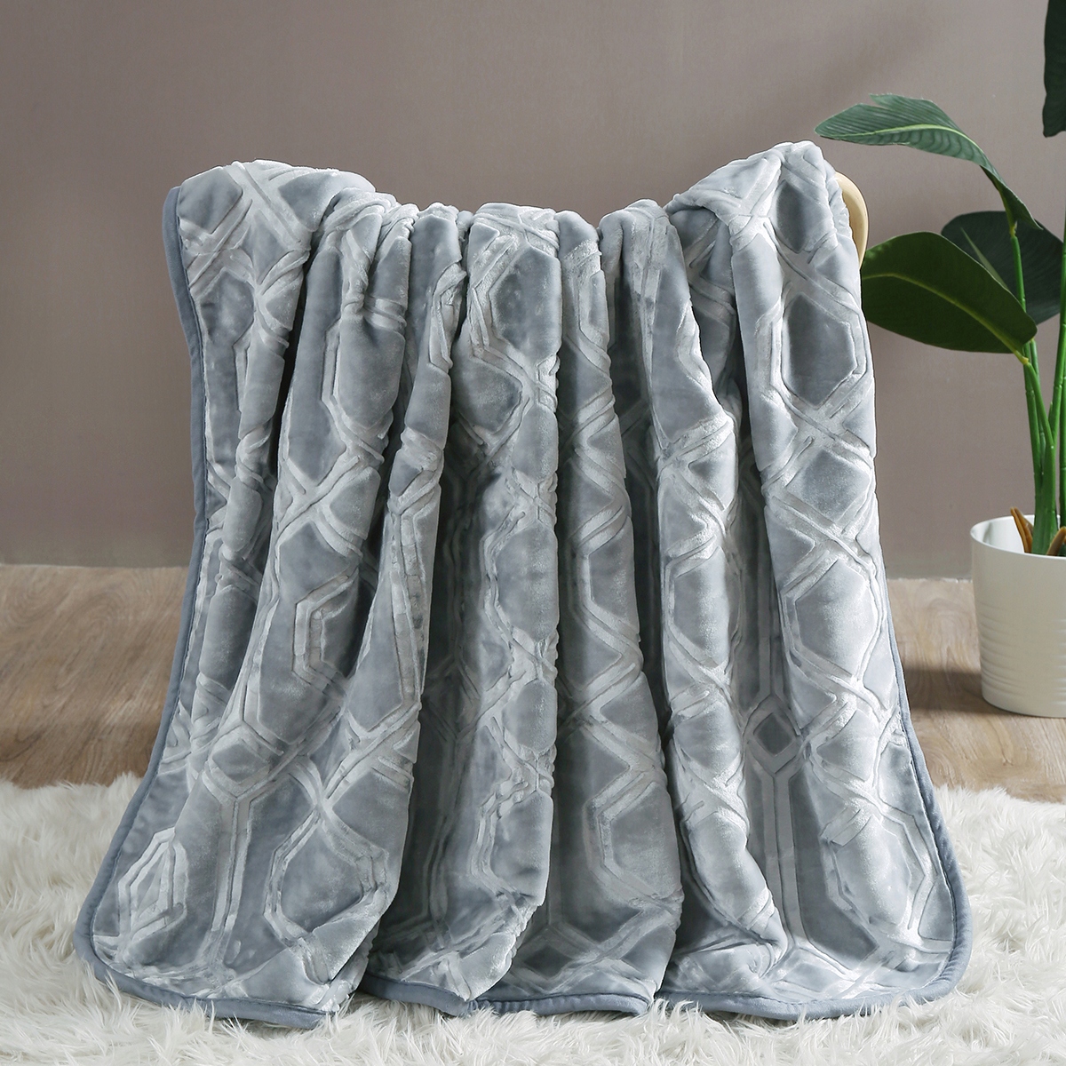 KOC CIEPŁY GRUBY MIĘKKI NARZUTA PLED NA ŁÓŻKO NA KANAPĘ 160x200cm Szerokość produktu 160 cm