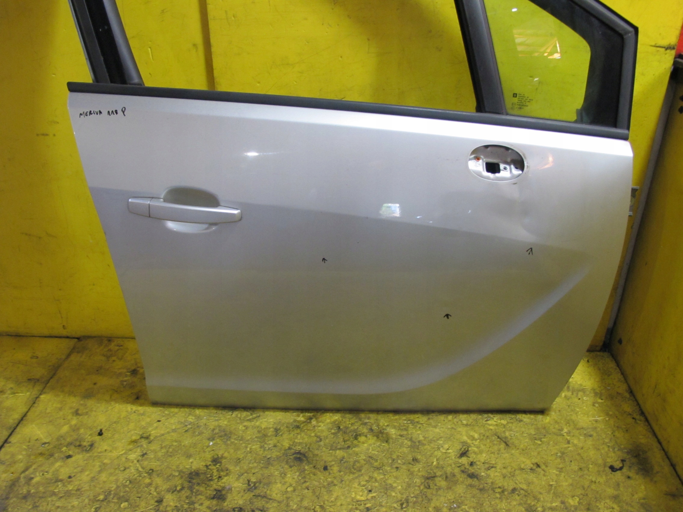 OPEL MERIVA B II 2 10- door right front Z157
