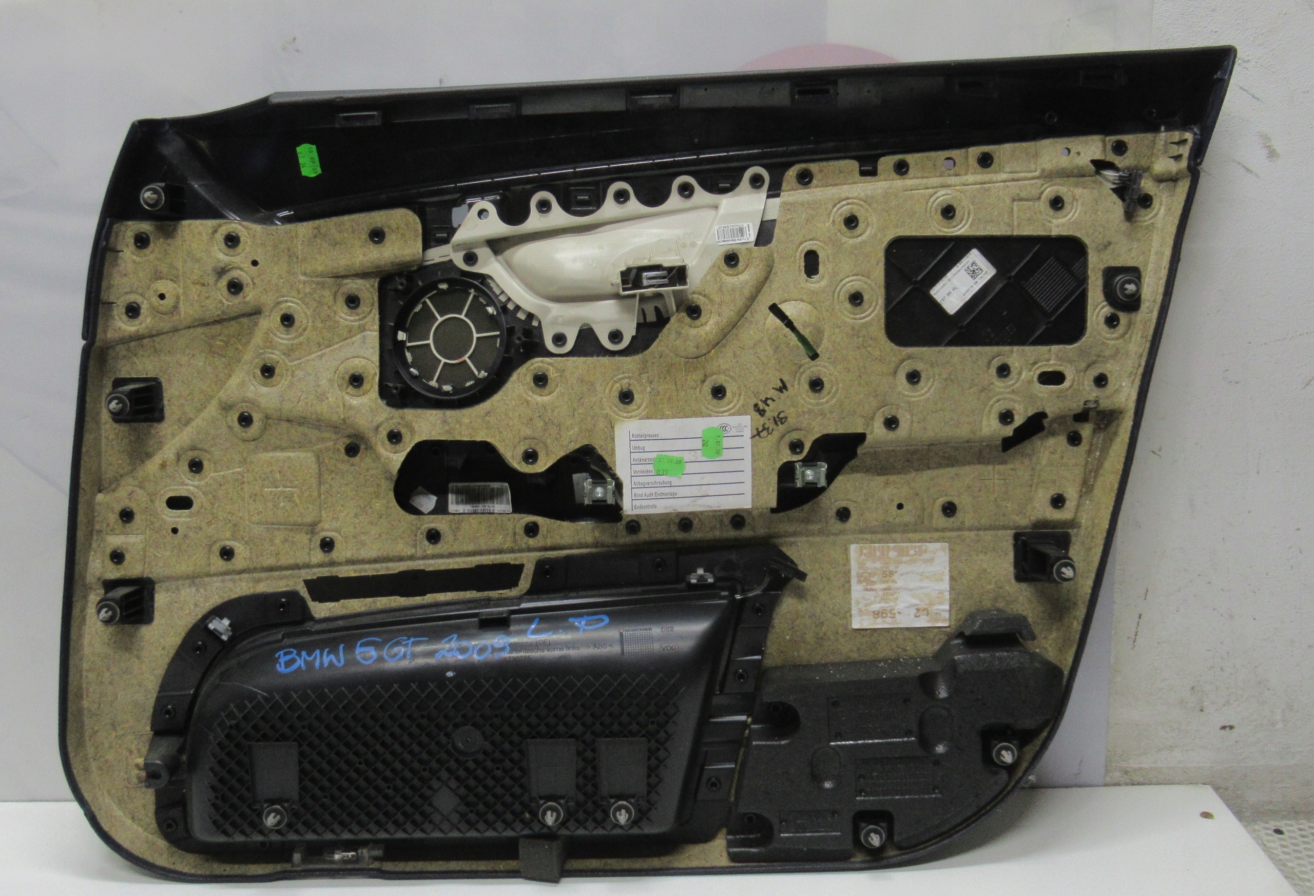 BMW 5GT 2009 side door left front