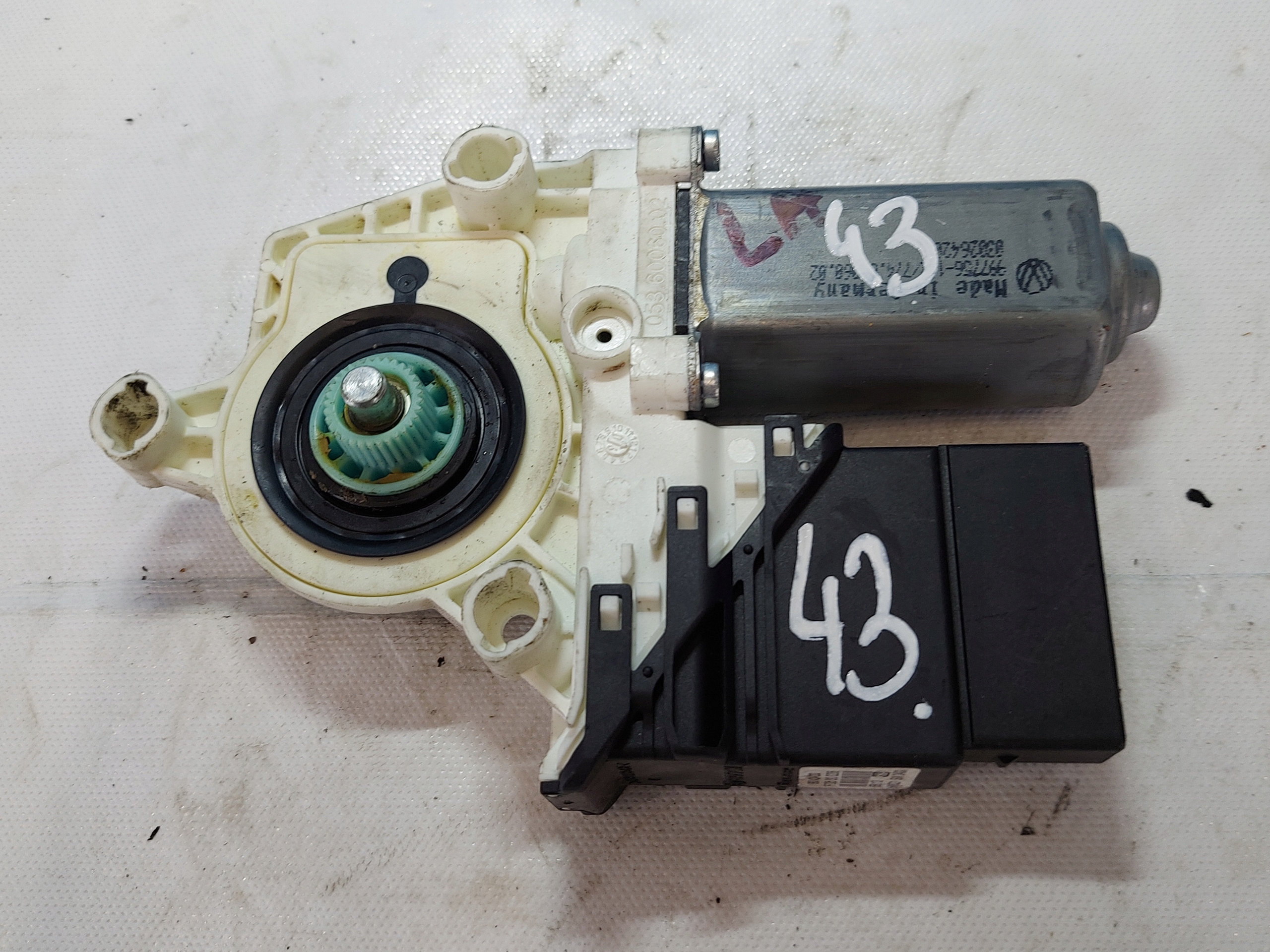 engine lifting windows TOURAN 993424200 left rear part