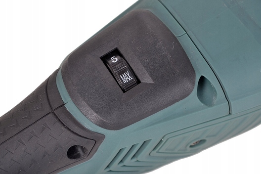 POLERKA SAMOCHODOWA DO LAKIERU 180mm 1400W BASS PL Zasilanie sieciowe