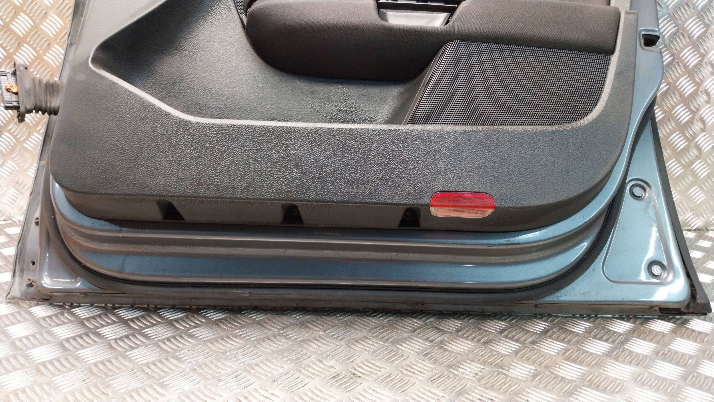 Tür vorne rechts VW JETTA V GOLF KOMBI 05