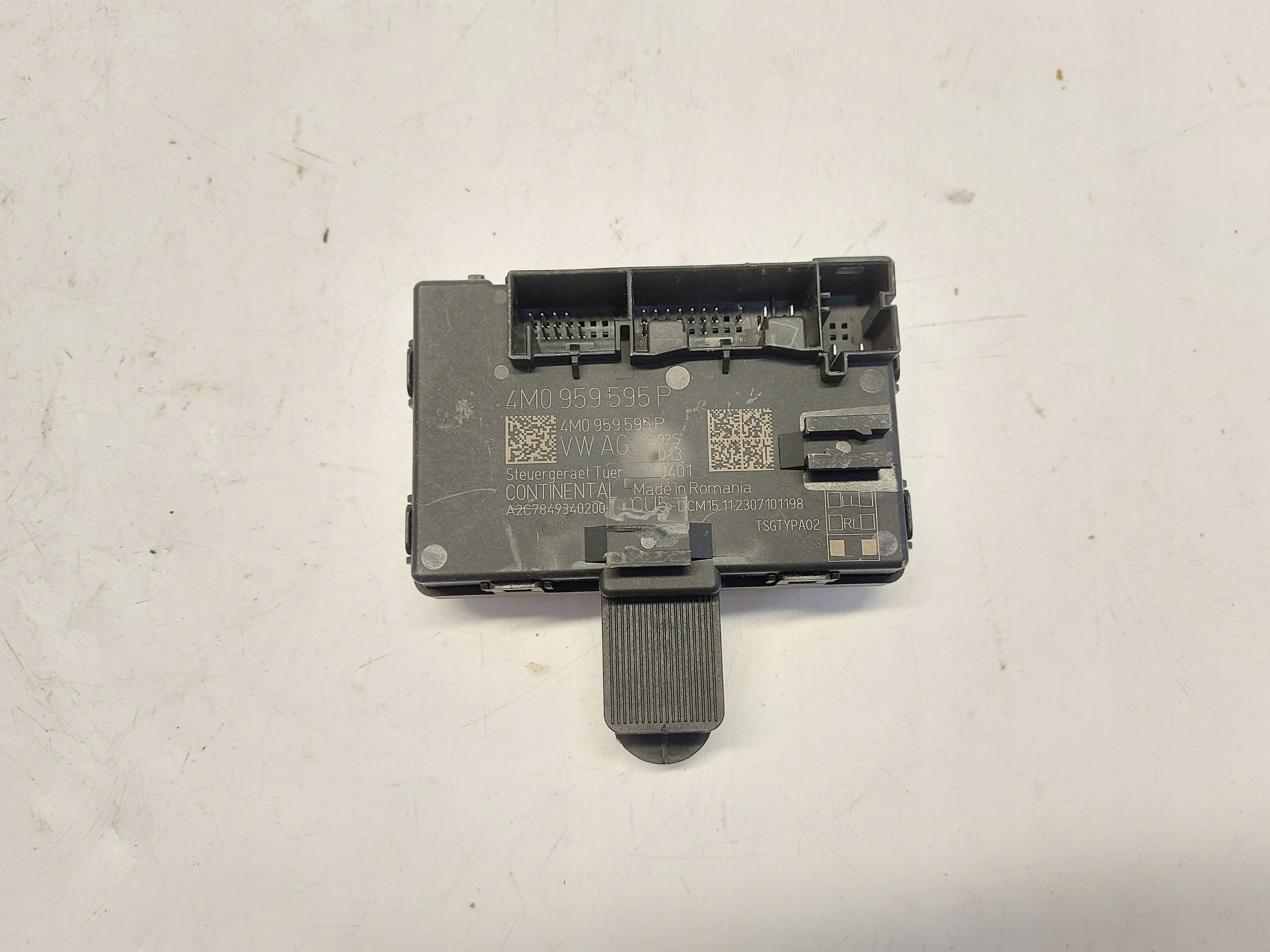Audi Q8 E-TRON SportBack 4KE control unit module door left rear part 4m0959595p