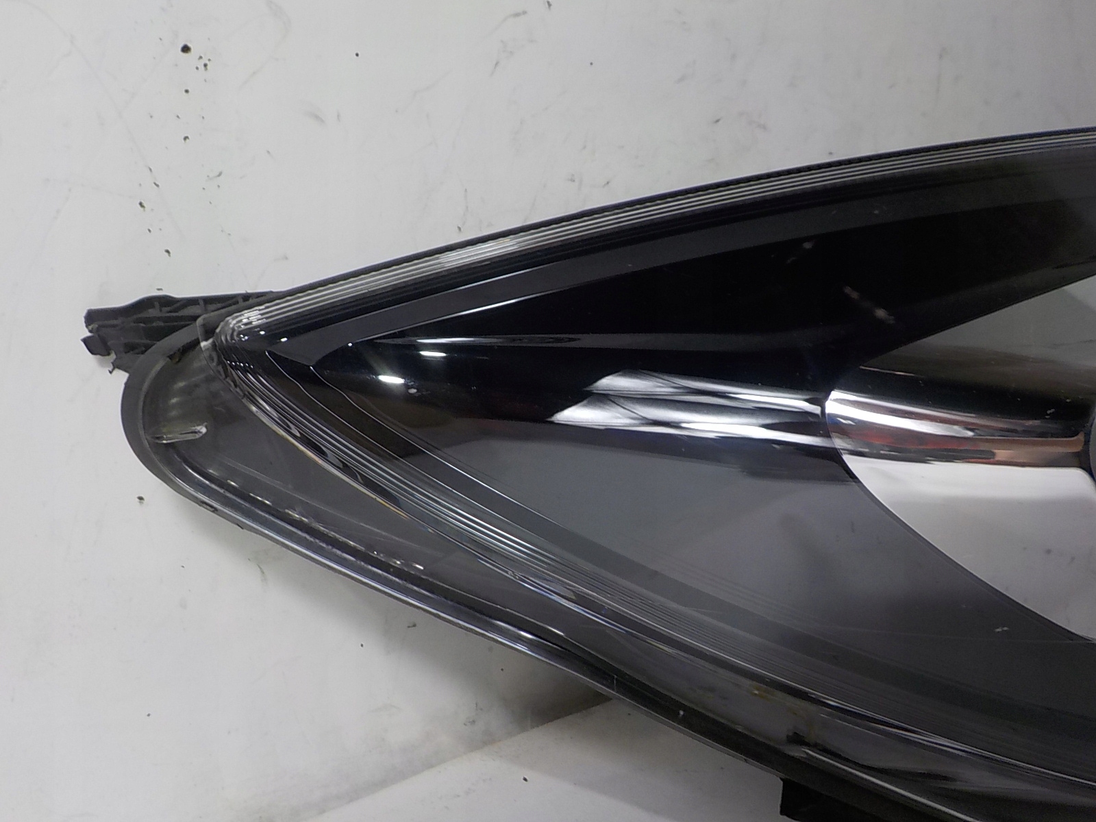OPEL INSIGNIA A LIFT light right front front UK