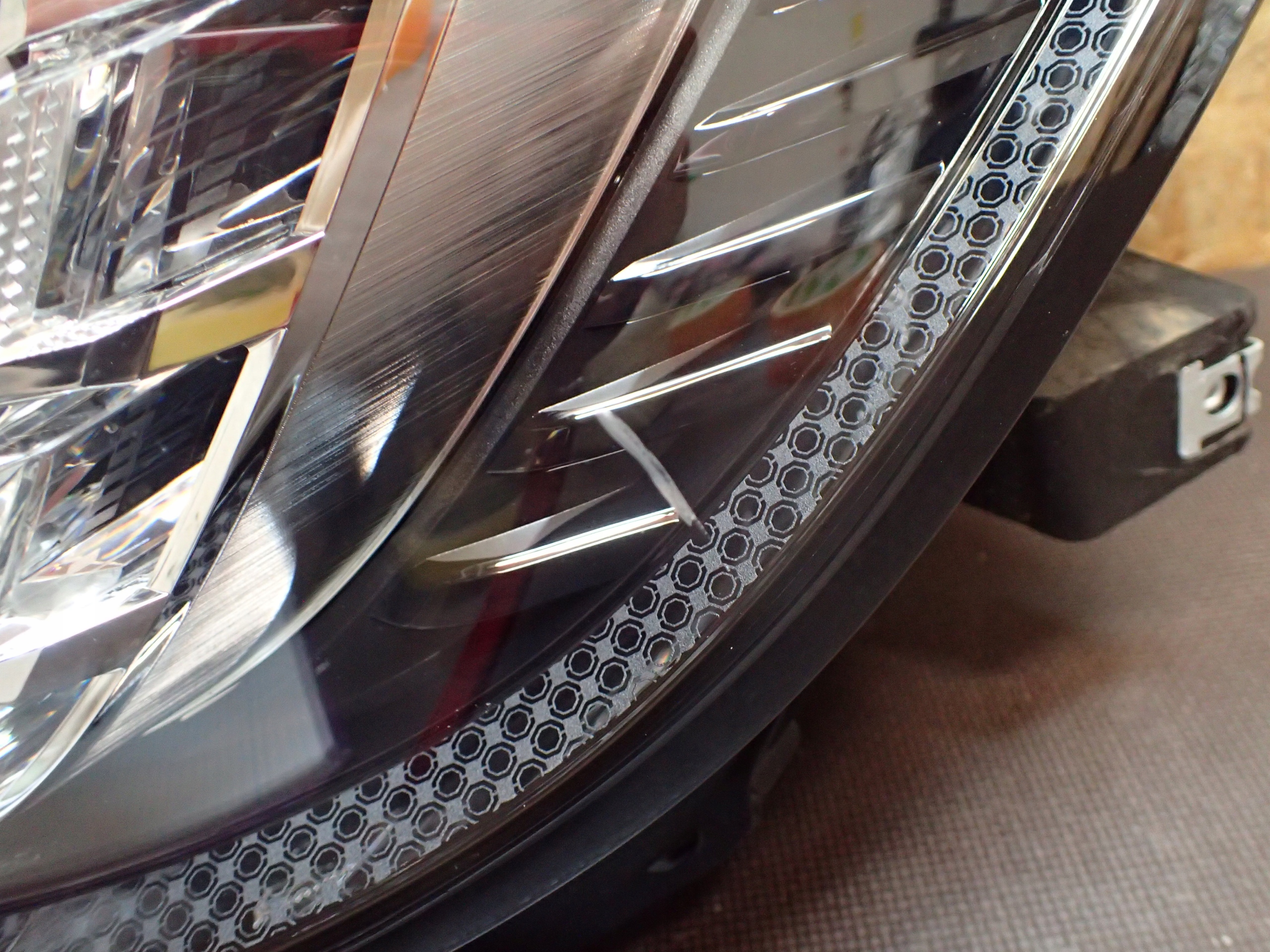 LAMPA PRZÓD LEWA MG HS 18- FULL LED Producent części MG OE