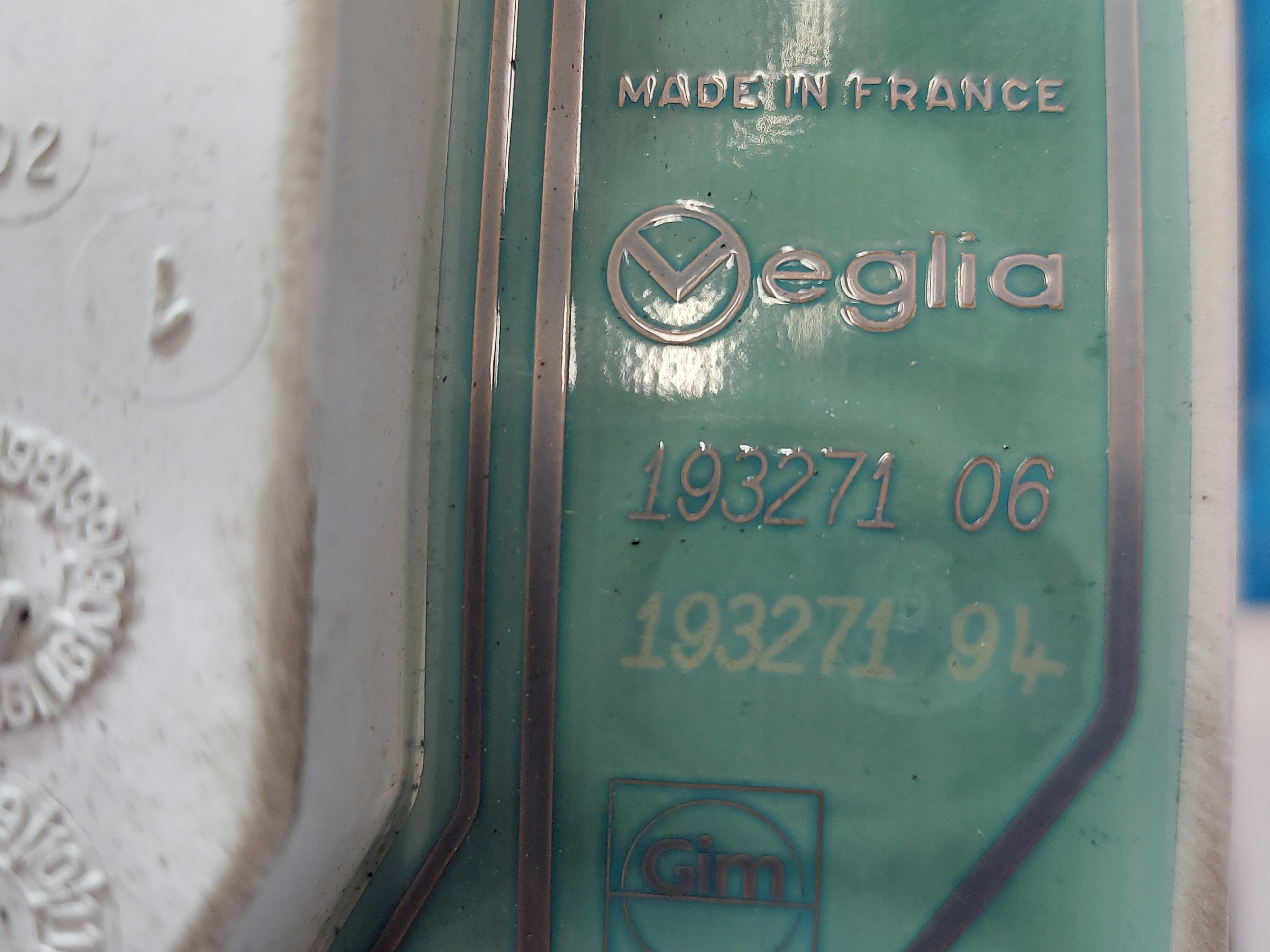 dials clock CLIO and 1.2 B 19327106