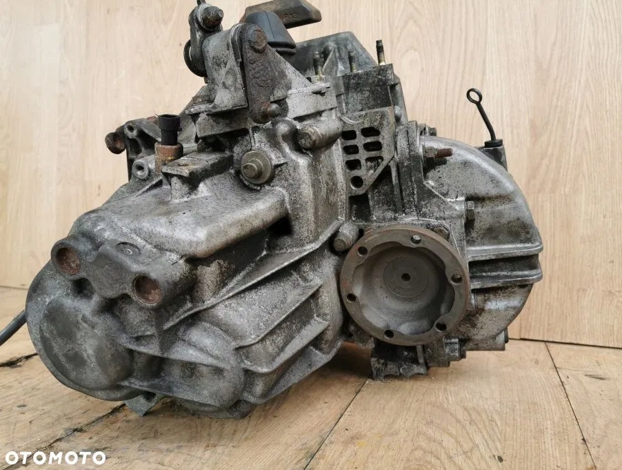 Getriebe LANCIA LYBRA 1.9 JTD 46433289