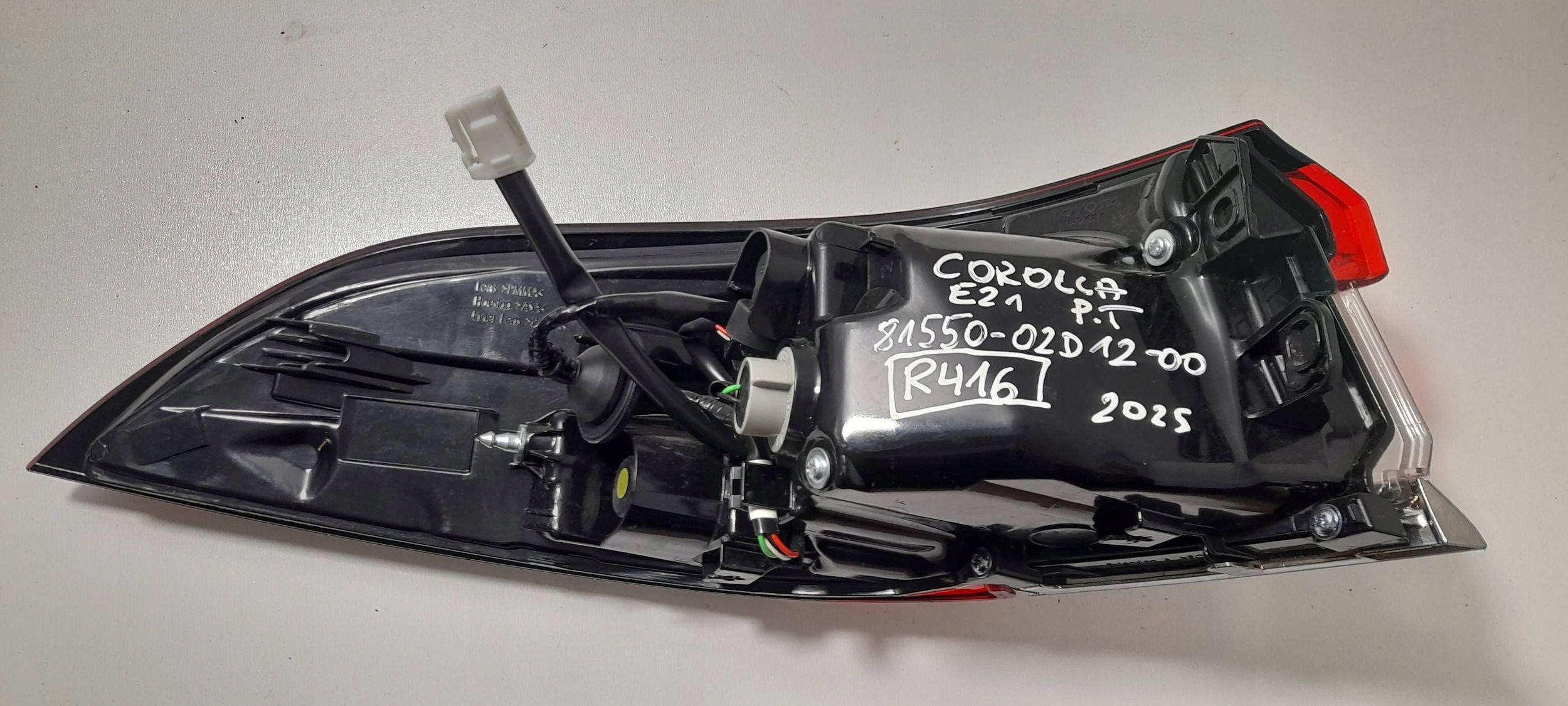 Toyota Corolla E21 sedan light rear right 8155002D1200 (R416)