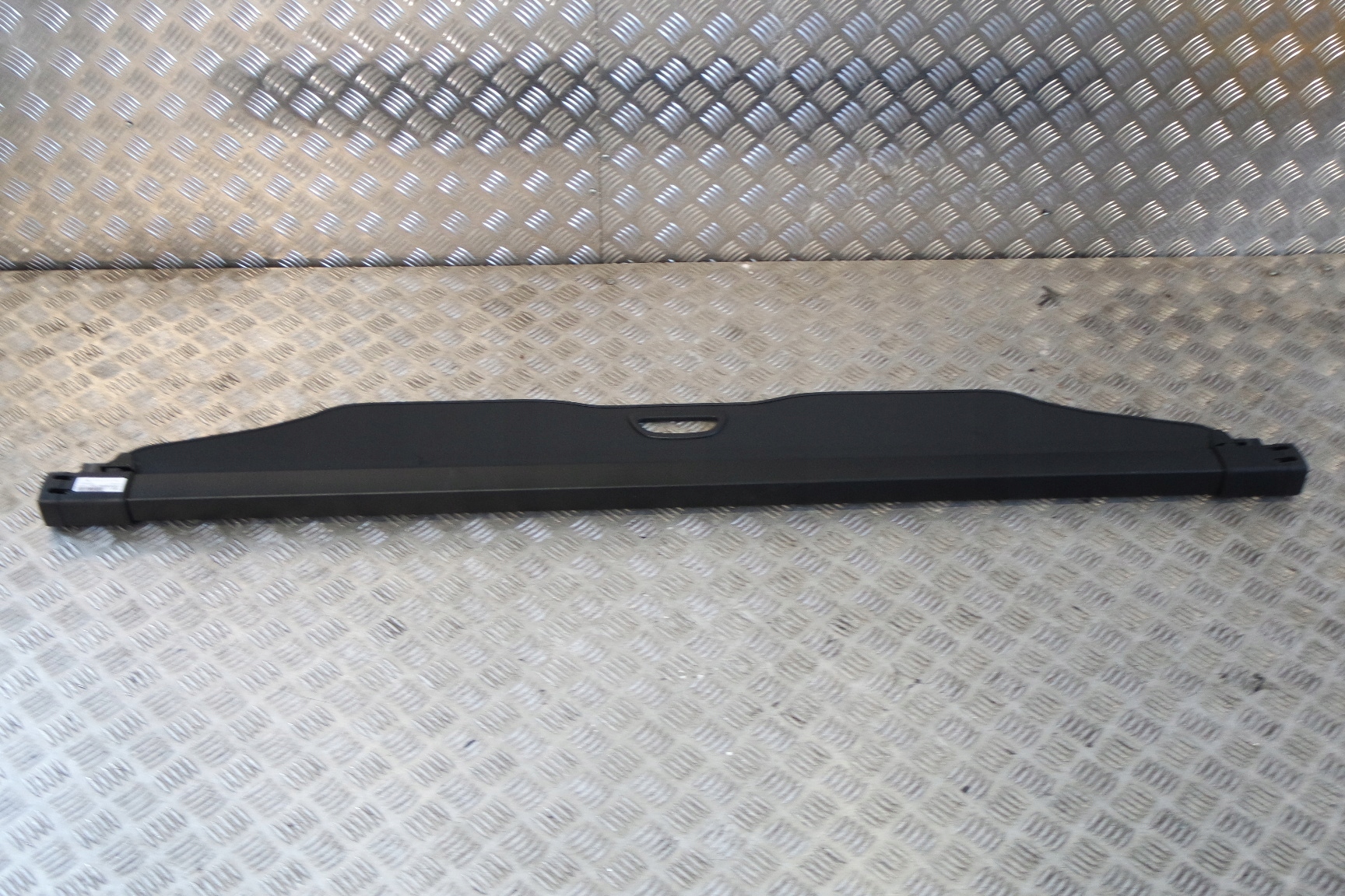 РОЛЕТА БАГАЖНИКА MERCEDES G W463/4 A4638101000