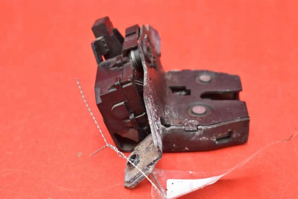 lock bonnet rear part boot OPEL ASTRA 4 IV J 5D HB 09-12