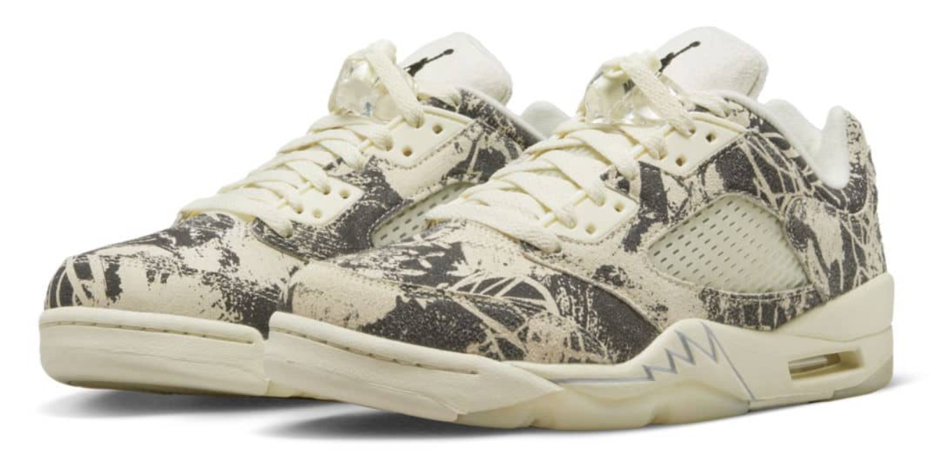 Dámské tenisky Nike Air Jordan 5 Retro Low Girls that Hoop DA8016-100 velikost 44