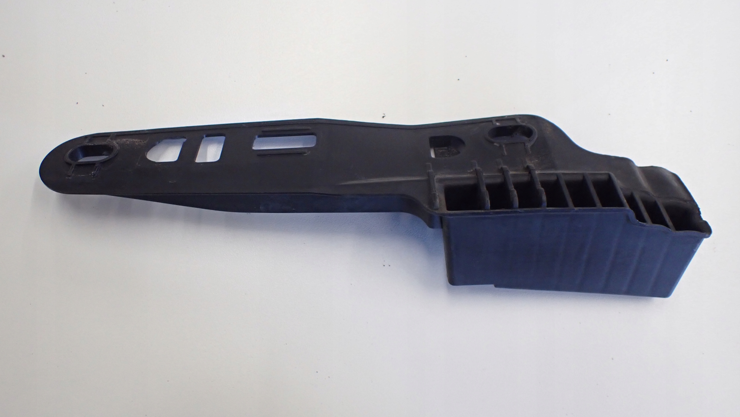 Porsche Cayenne II бампер слайд 7p5853480