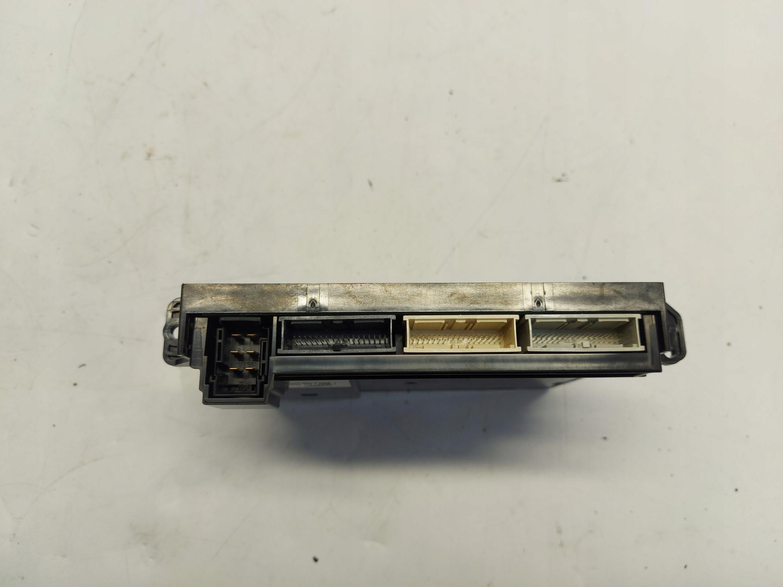 Range Rover VELAR L560 2.0d 2021 module control unit of the air conditioning