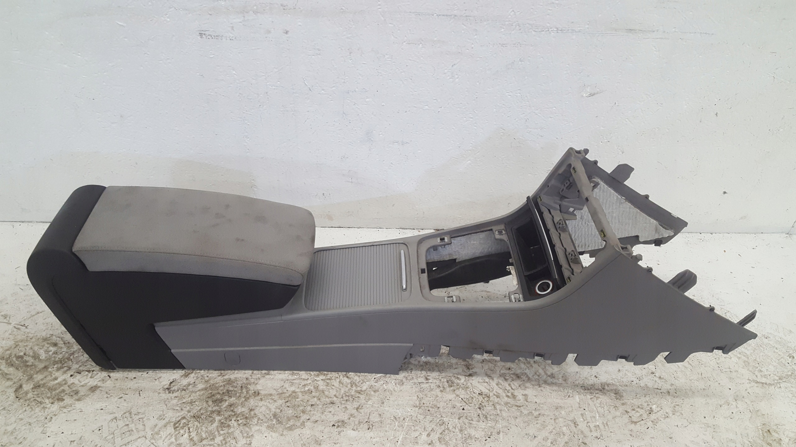 TUNEL central VOLKSWAGEN PASSAT B6
