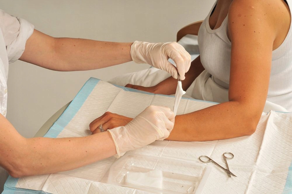 PODKŁADY HIGIENICZNE 60x90 30 szt maty jednorazowe PRZEWIJANIA na przewijak EAN (GTIN) 5703538115660