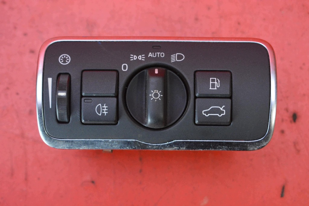 switch light switch 30739448 VOLVO XC60 1 and LIFT 13-17