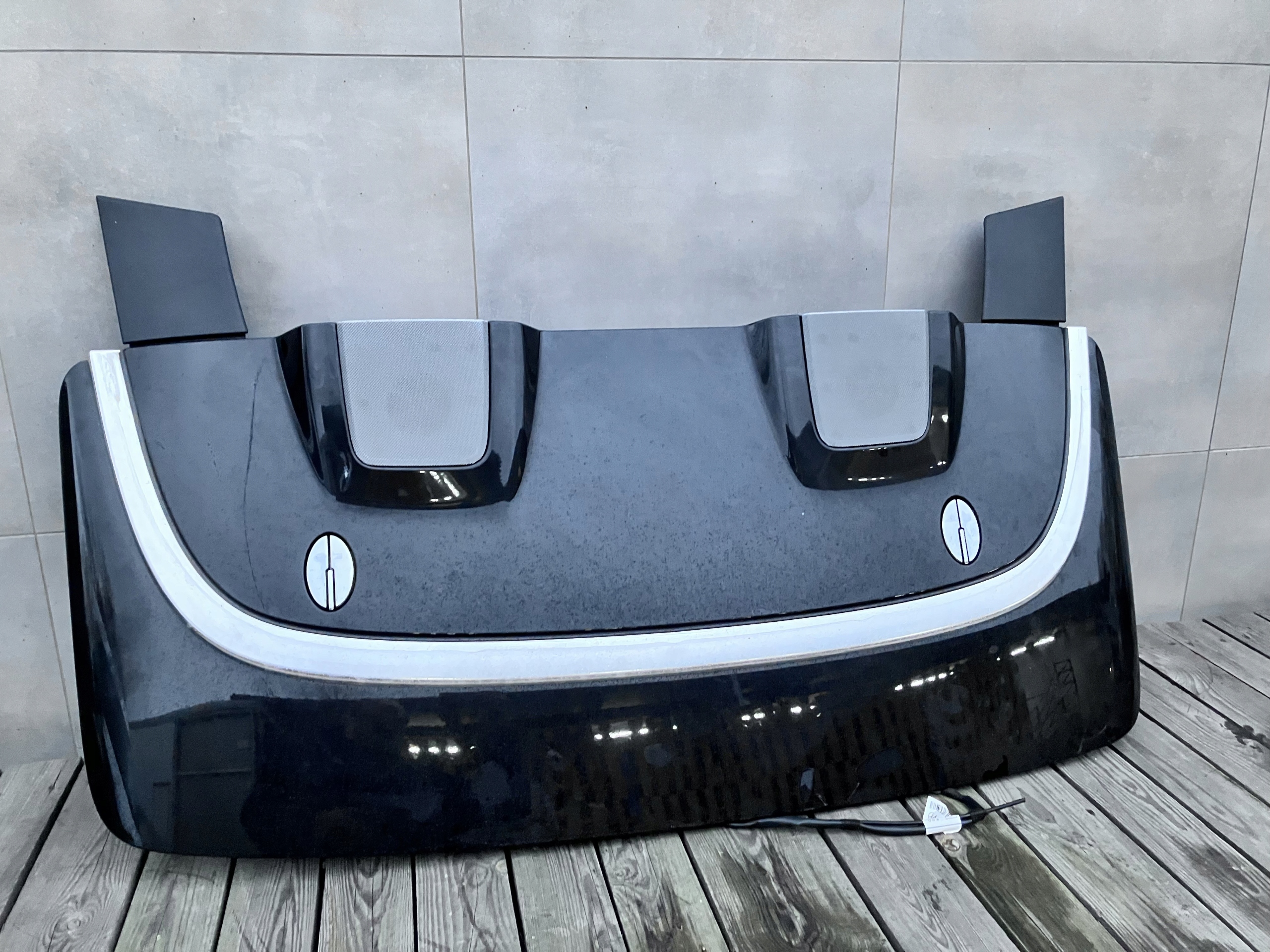 A2077500375 - Кришка люка коробки даху MERCEDES C207 W207