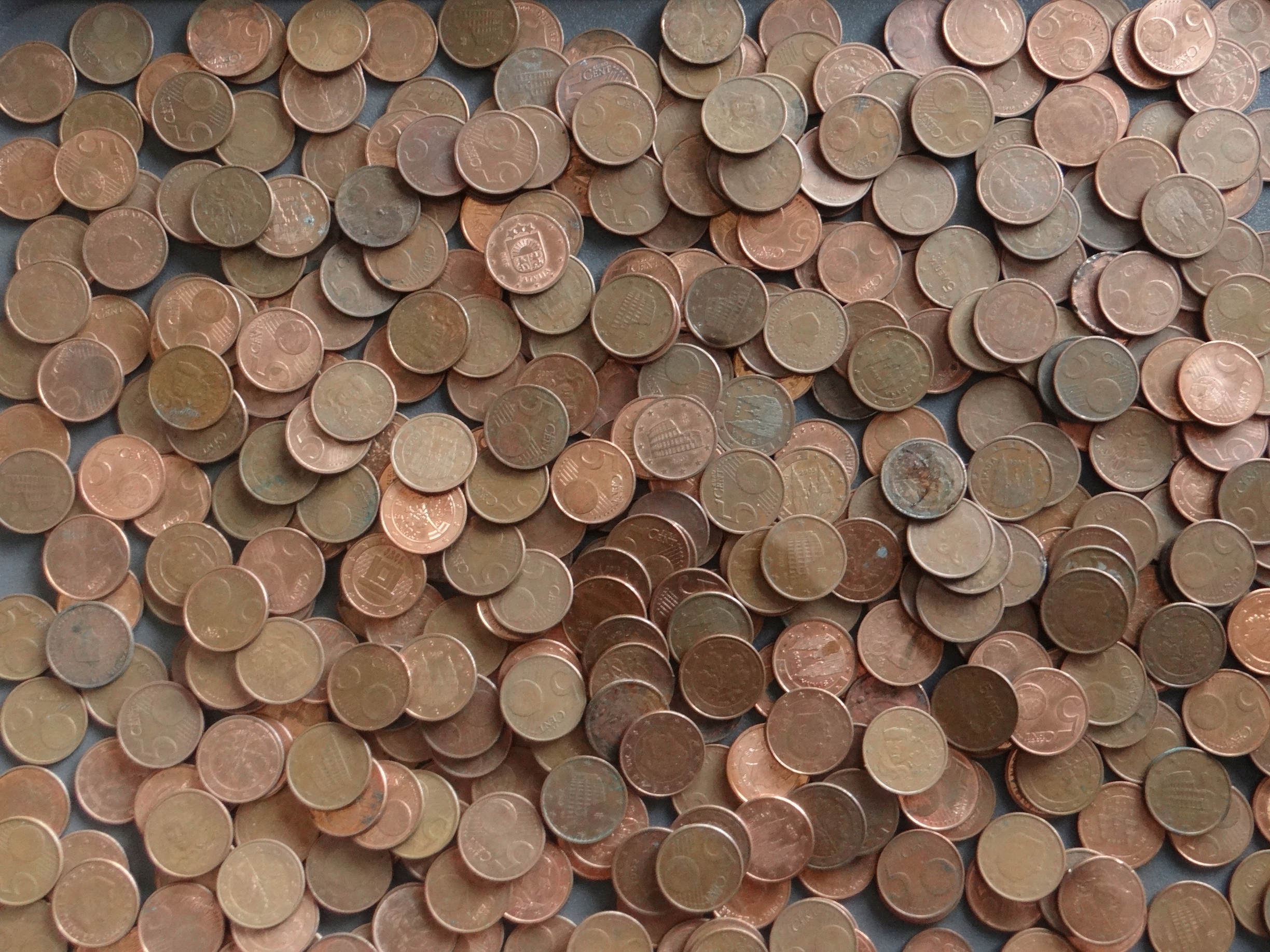 MONETY ZAGRANICZNE MIX - 1 KG - 5 eurocentów