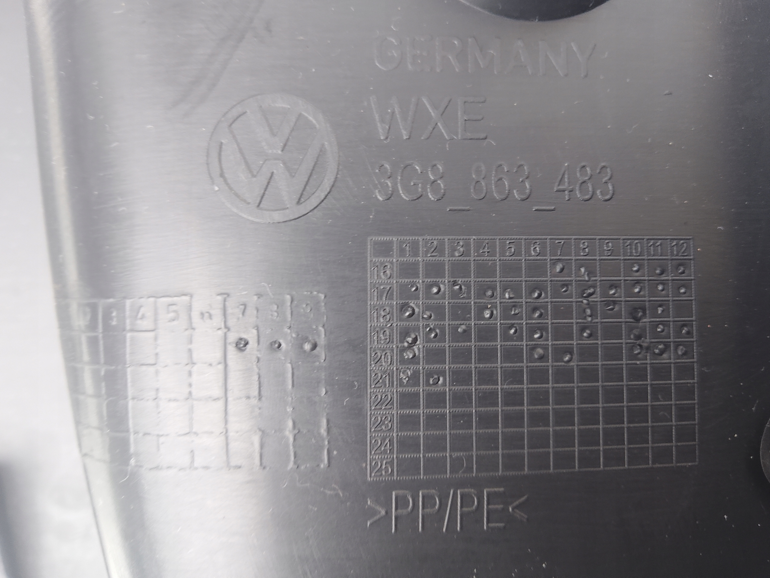 side slupka Volkswagen ARTEON 3G8863483