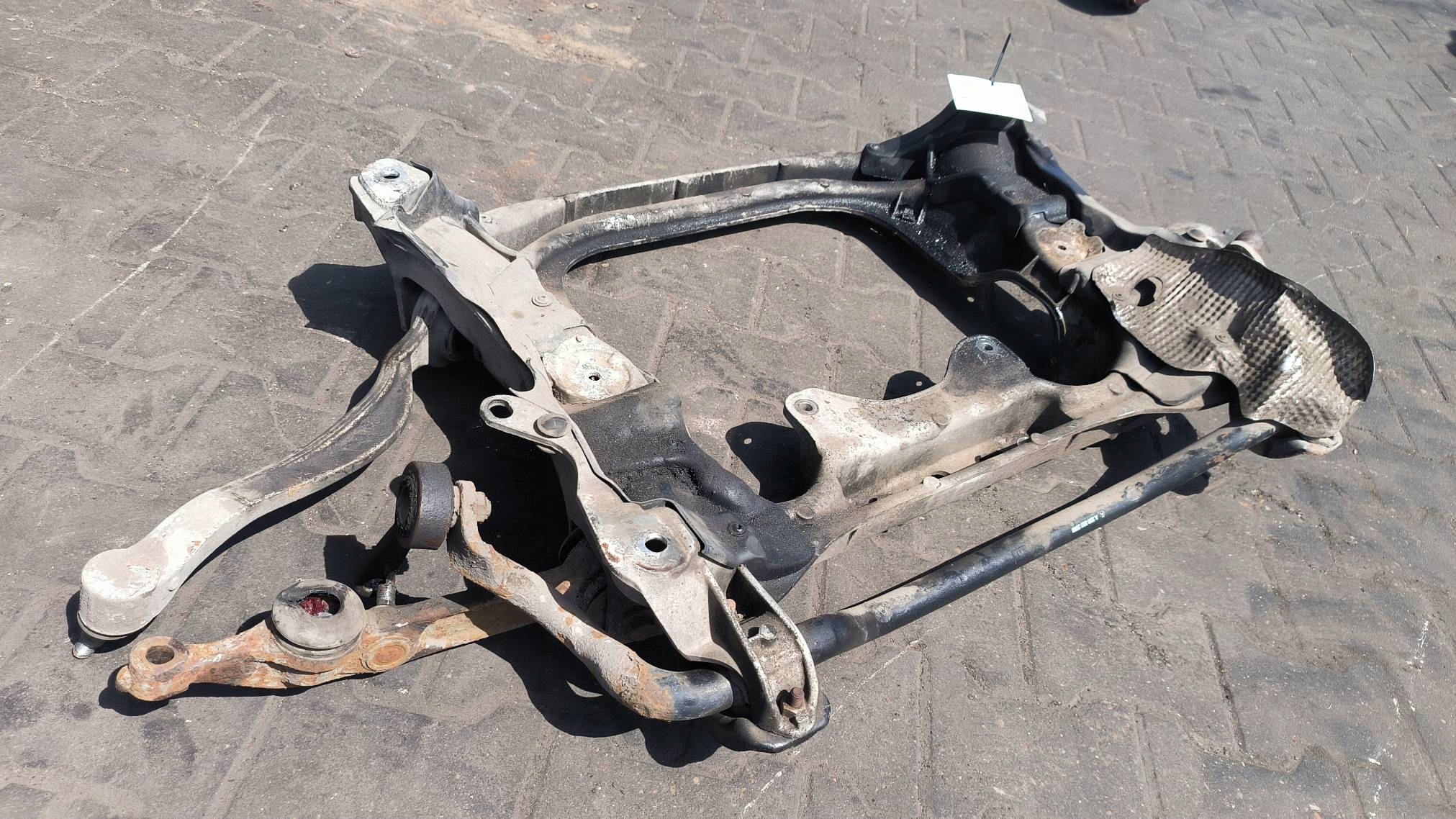 axle beam front A2206280957 Mercedes-BENZ KLASA-S W220