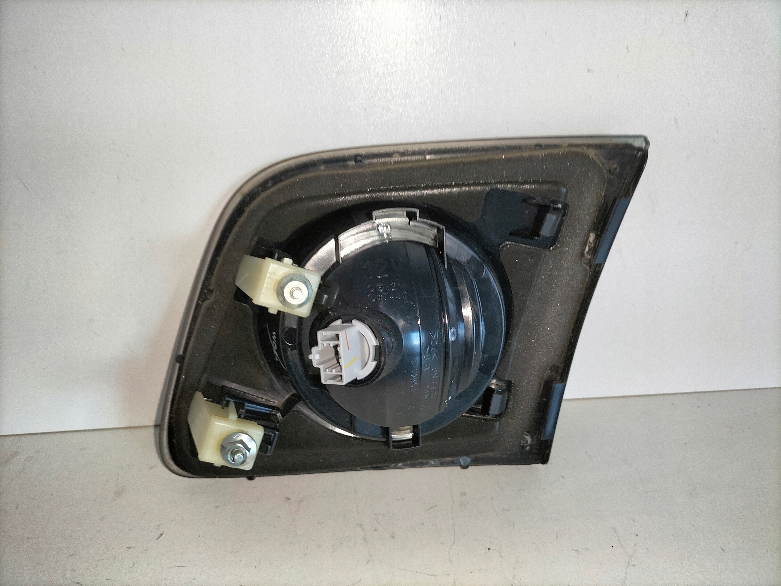 light rear rear part left MAZDA 3 and BK 03-06 sedan