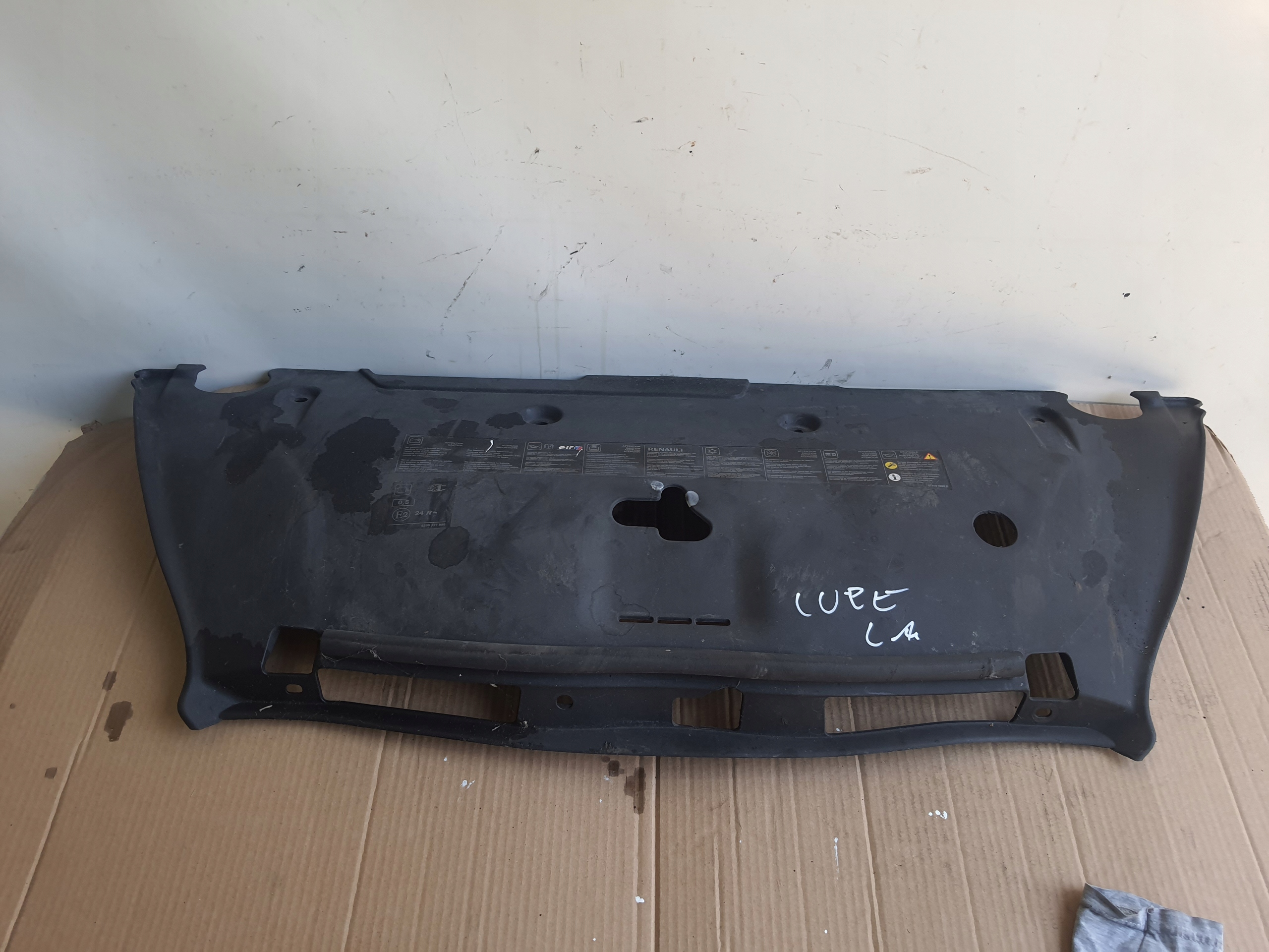 RENAULT LAGUNA III COUPE Grill Blende Abdeckung für Gurten