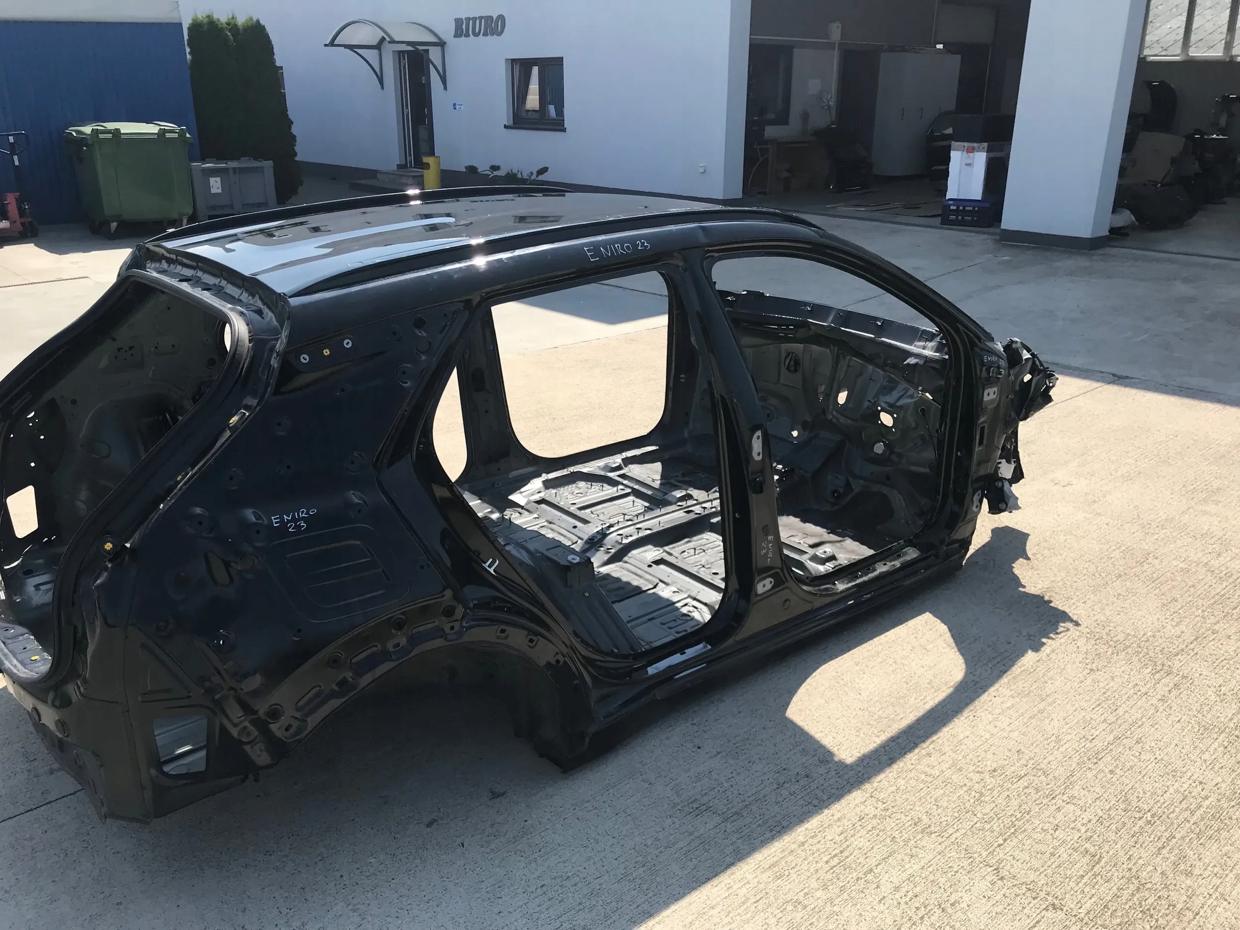 KIA NIRO II EV 2024 ĆWIARTKA BŁOTNIK PRAWY TYŁ TYLNY CZARNY