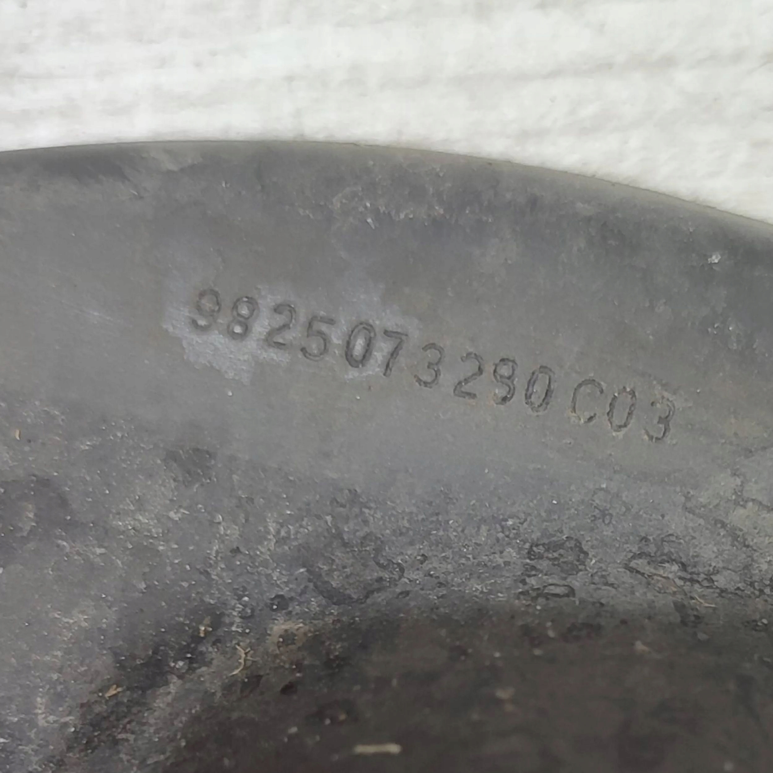 Peugeot 208 II 23r 1.2 rear part side left disc brakes