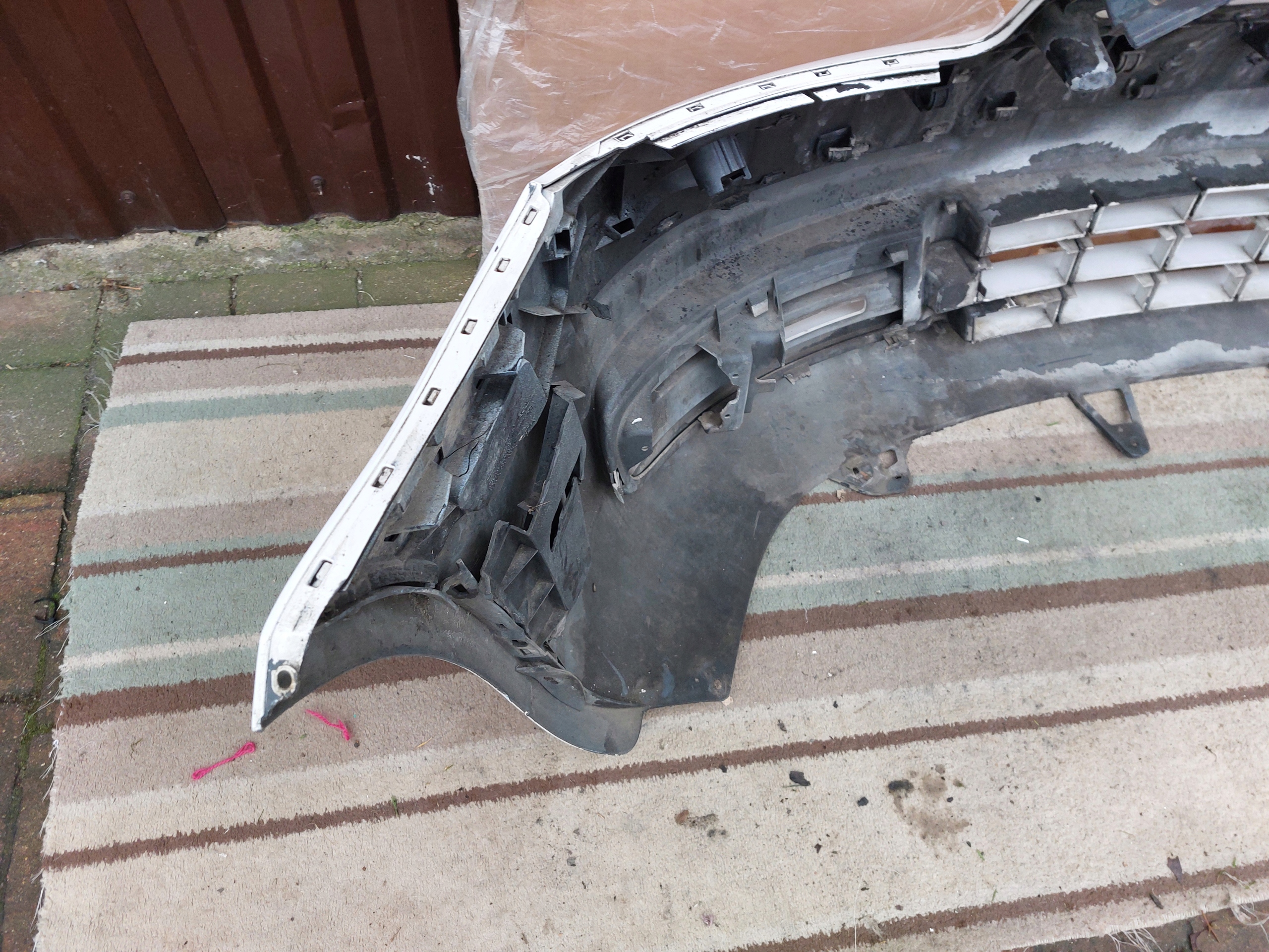 Paraurti anteriore VW CADDY III 09r 2K0807221
