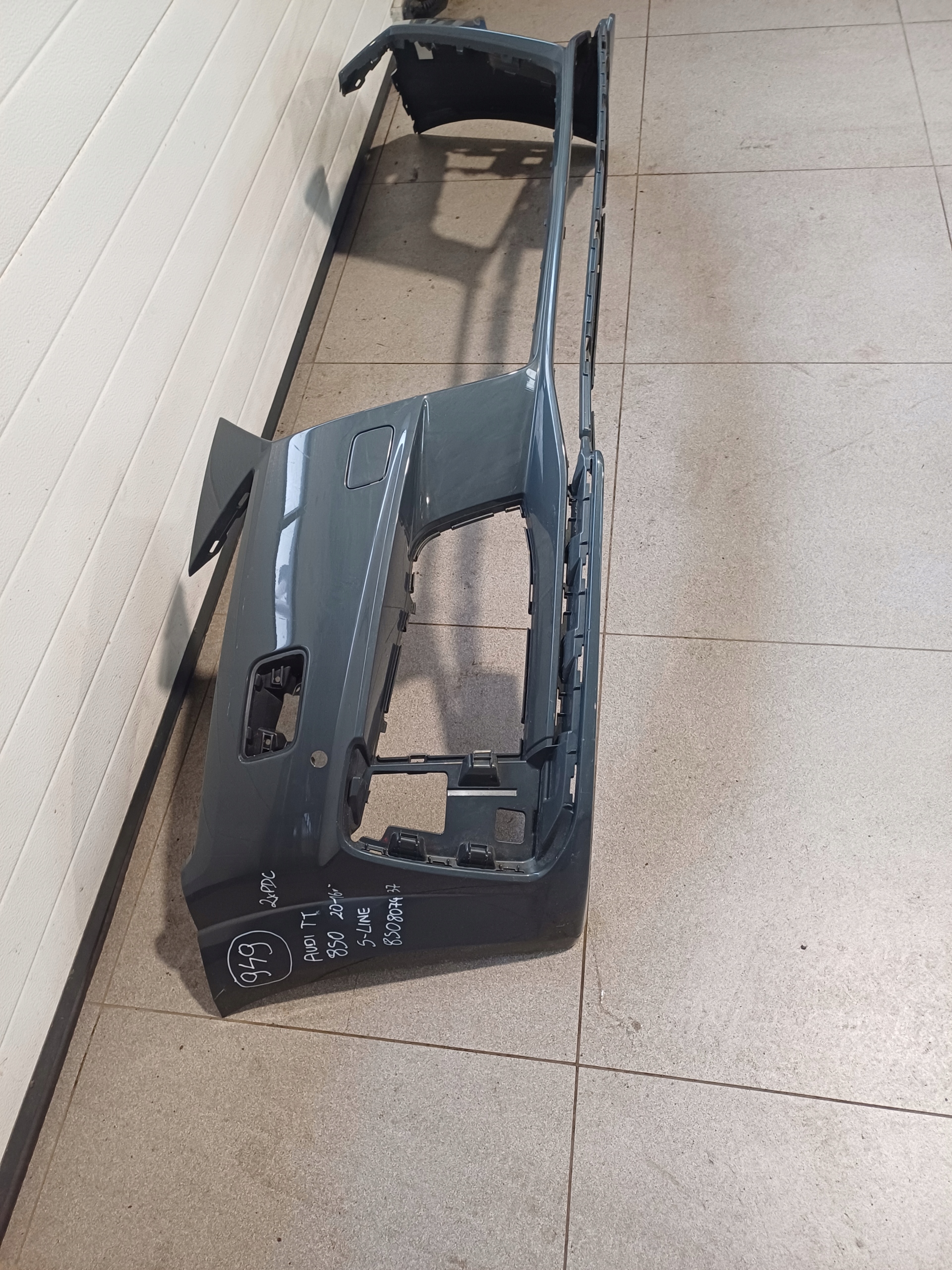 bumper front front AUDI TT 8S0 S-LINE 2016R- 2 X PDC 8S0807437