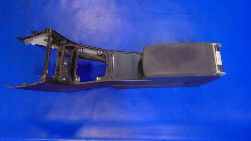 TUNEL central armrest EUROPA VW PASSAT B6 04-10R