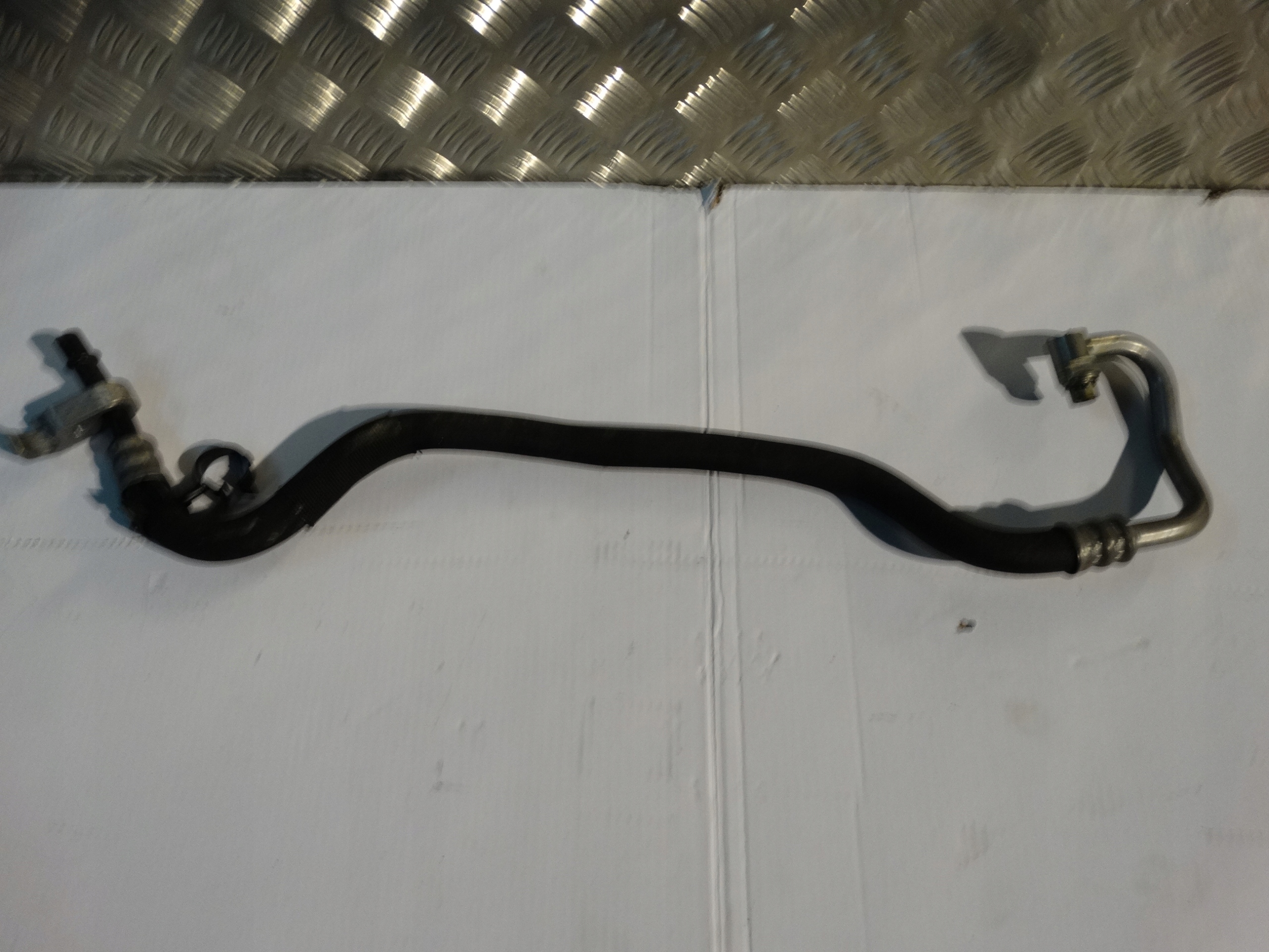 IDEALNY ÖLLEITUNG BMW E82 E88 135I N54 1