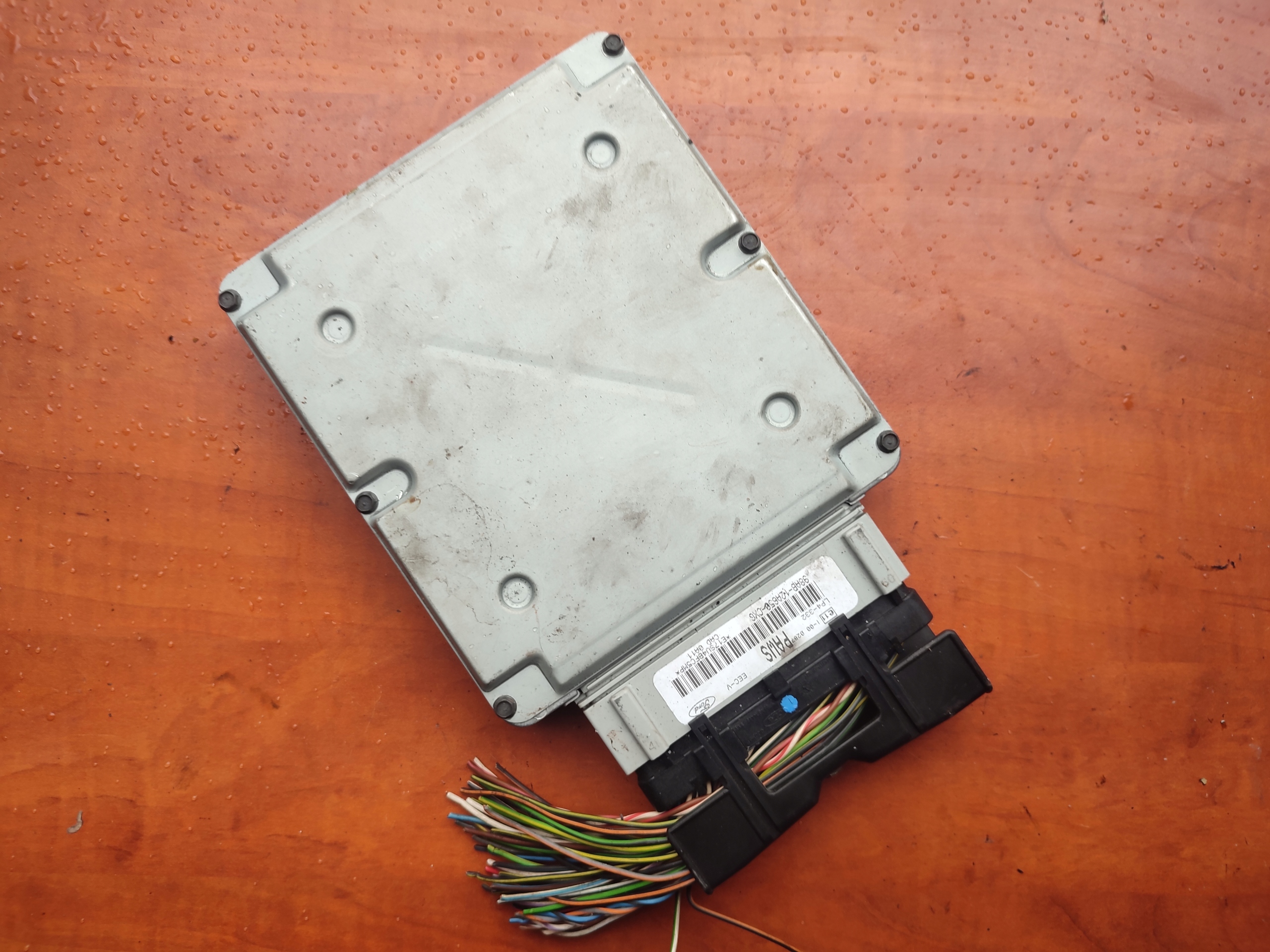 control unit of the engine FORD 98AB-12A650-CXG PAWS