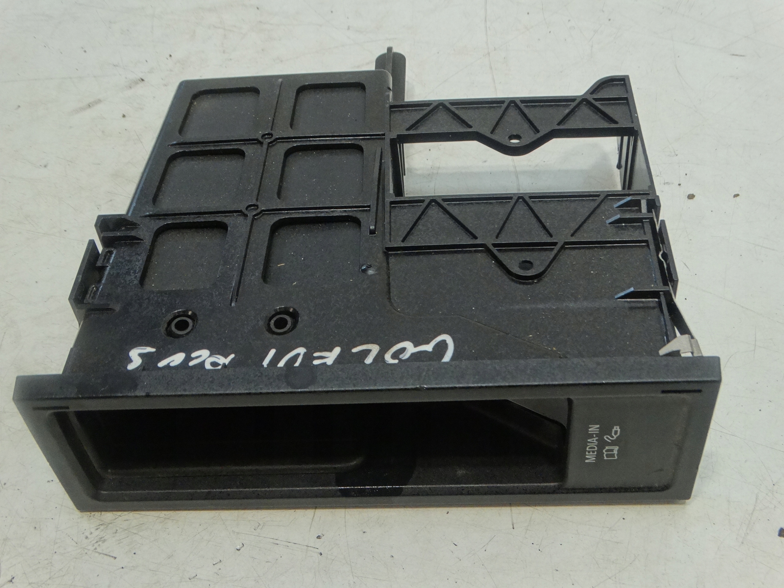Handschuhfach Blende Abdeckung INTERFACE MEDIA-IN VOLKSWAGEN GOLF VI PLUS LIFT 5N0035341C