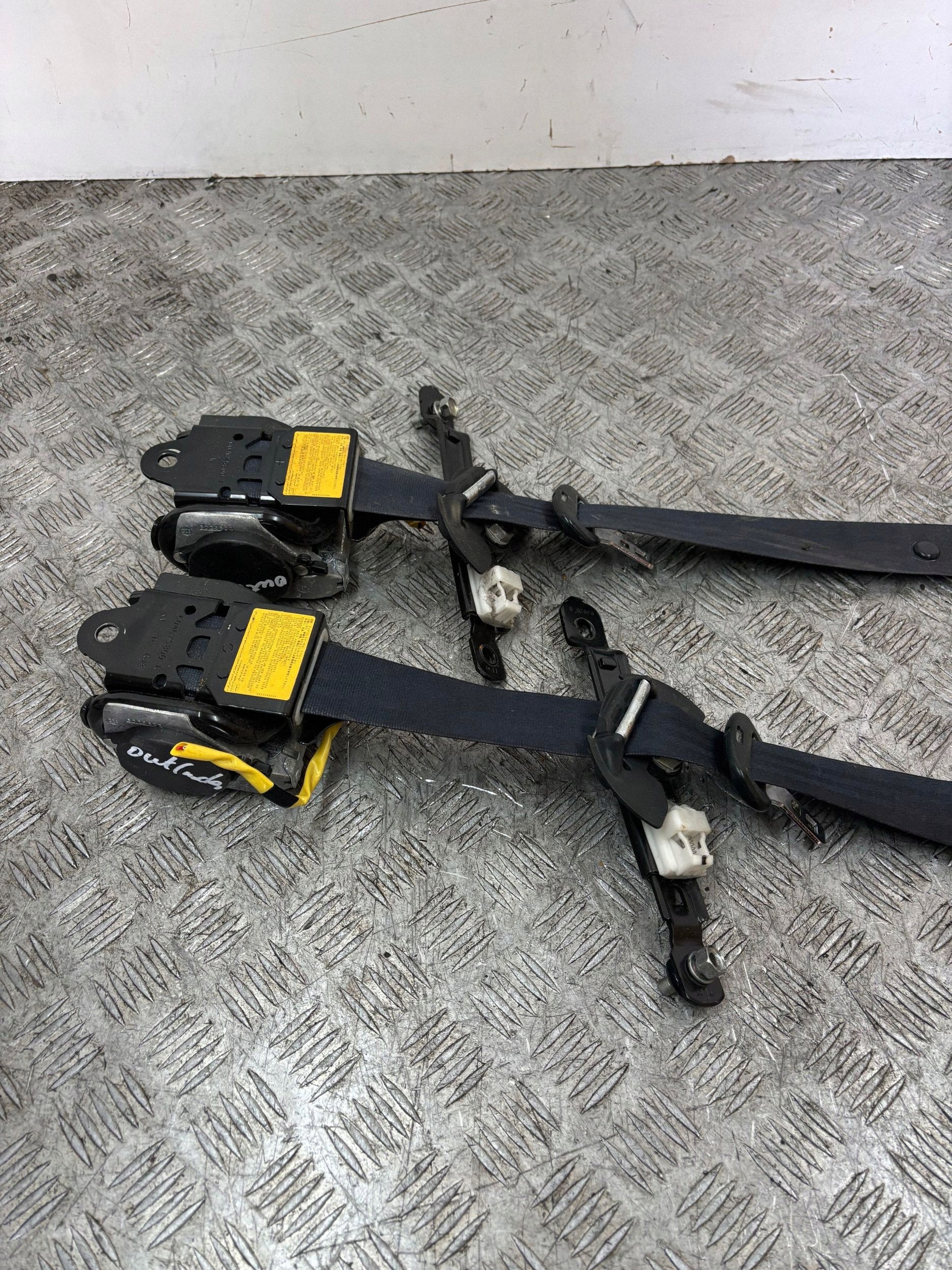 Gurten Sicherheits Spanner links rechts MITSUBISHI OUTLANDER II 6091404