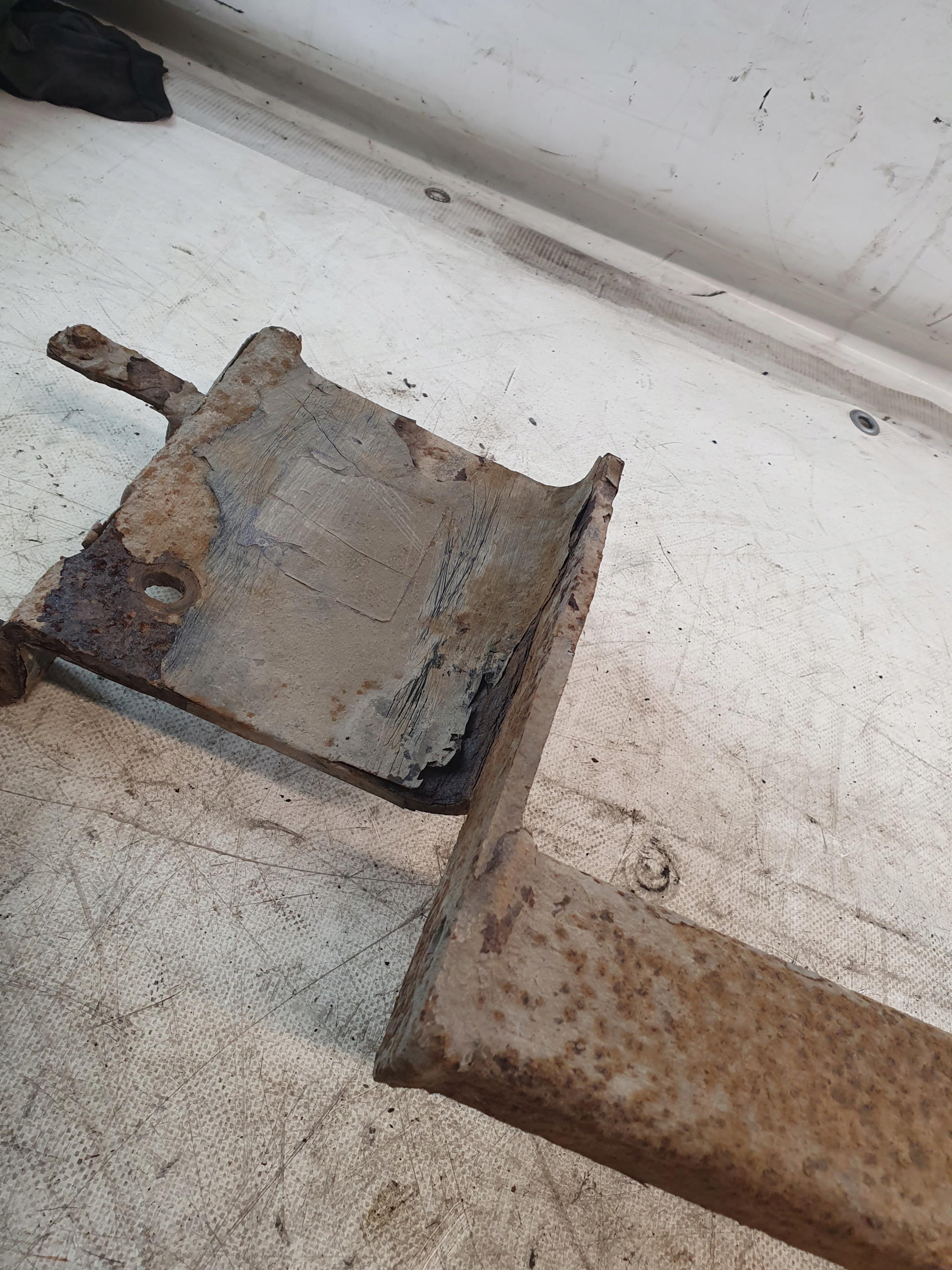 Gancio traino VOLVO S40 e 97r. 7PIN