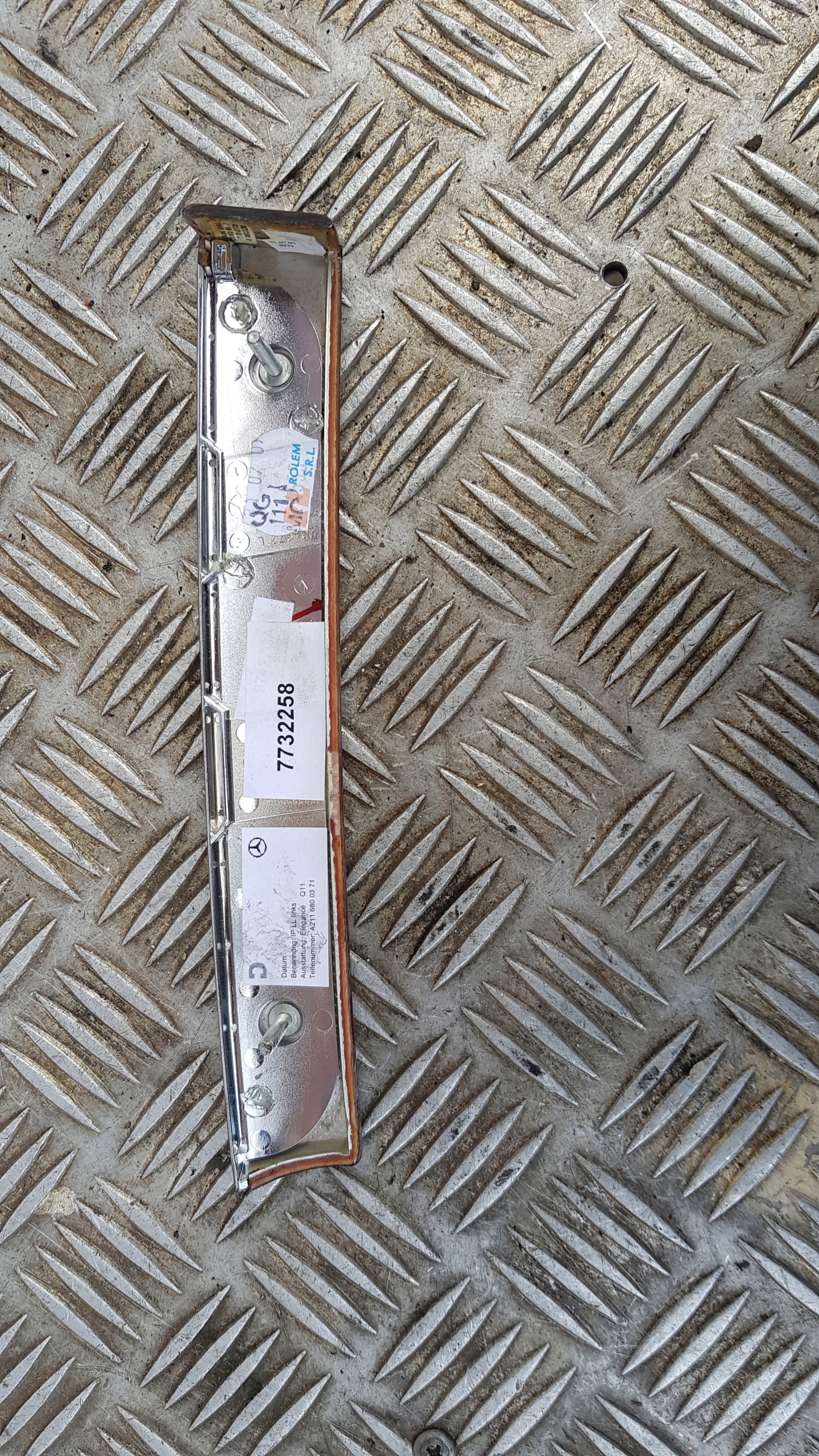 MERCEDES W211 DEKOR decorative trim A2116800371