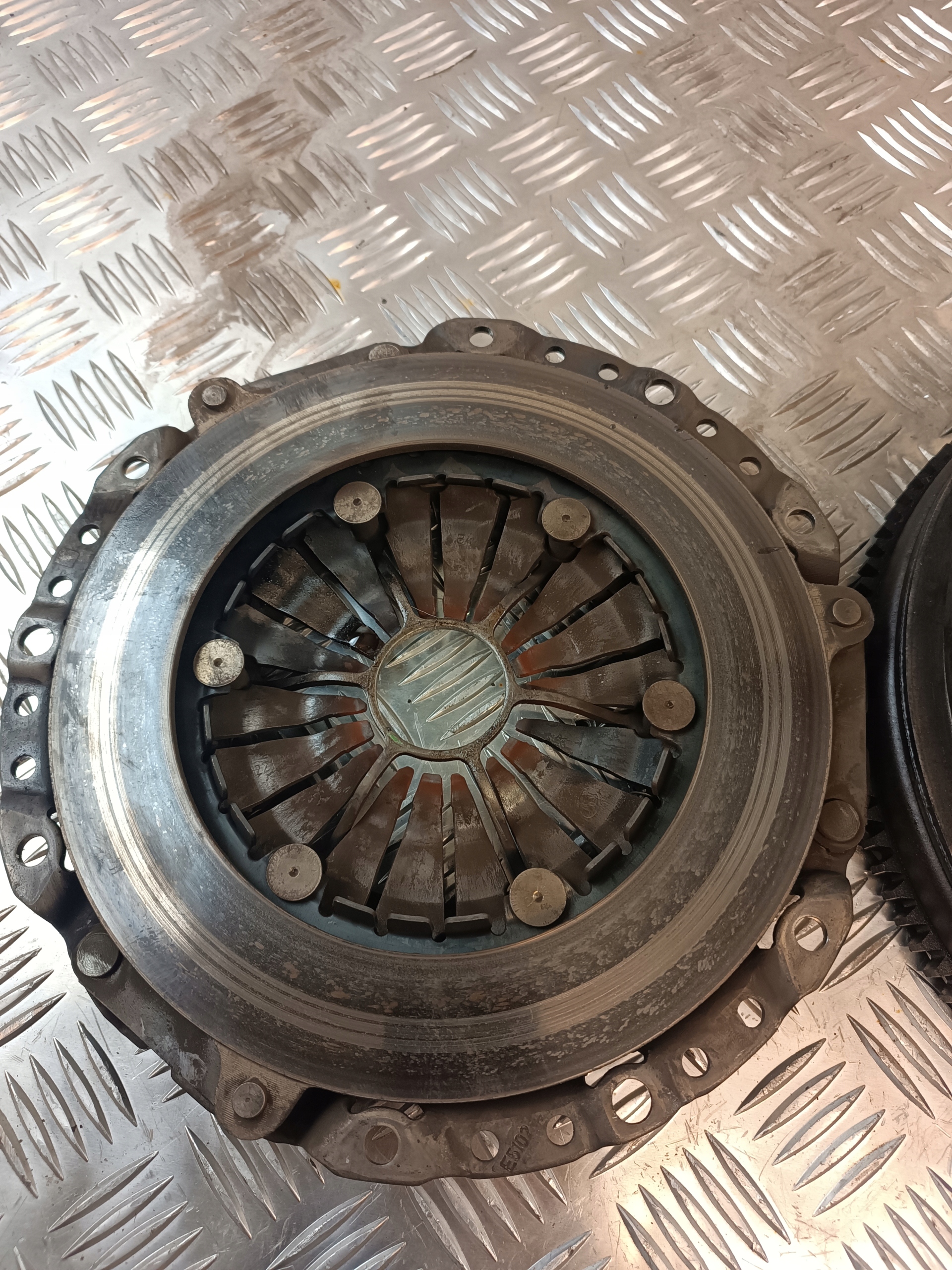 DWUMASA di pressione BMW E46 N46 316i 85kW 2004r